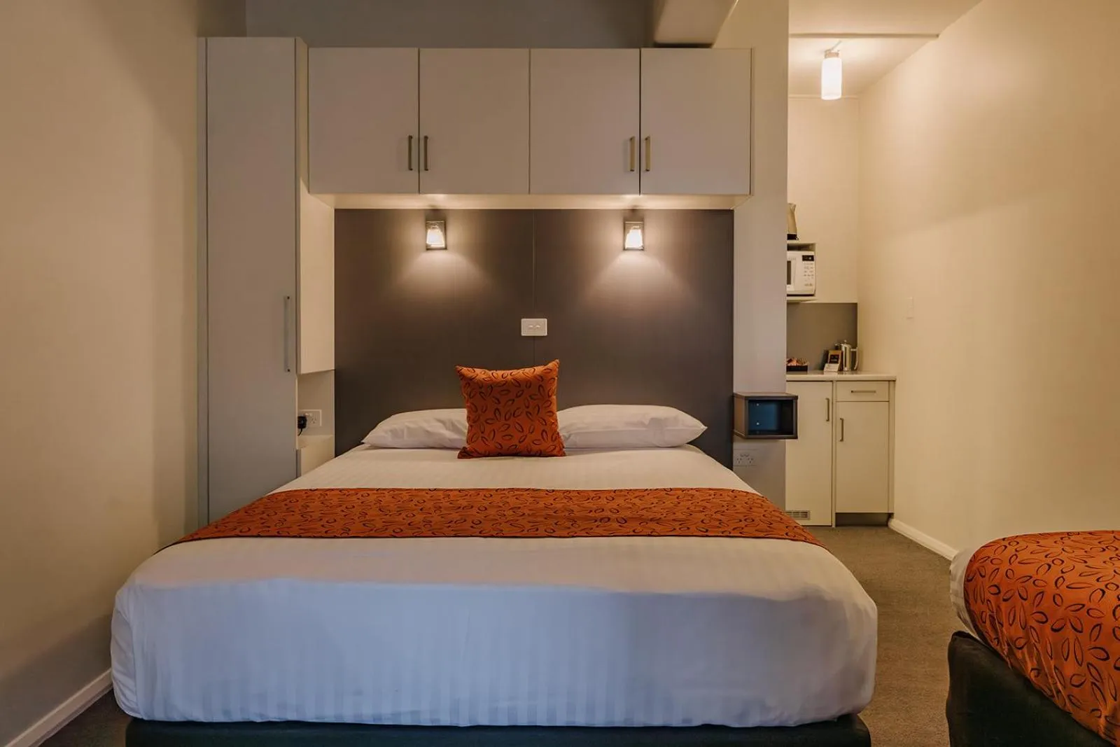 Bed in 429 Apartments & Suites