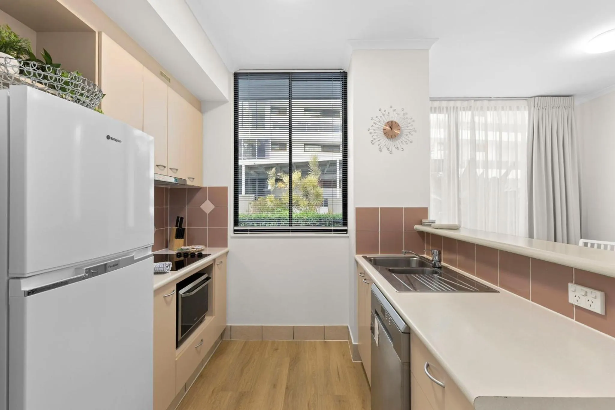 Kitchen or kitchenette in Neptune Resort