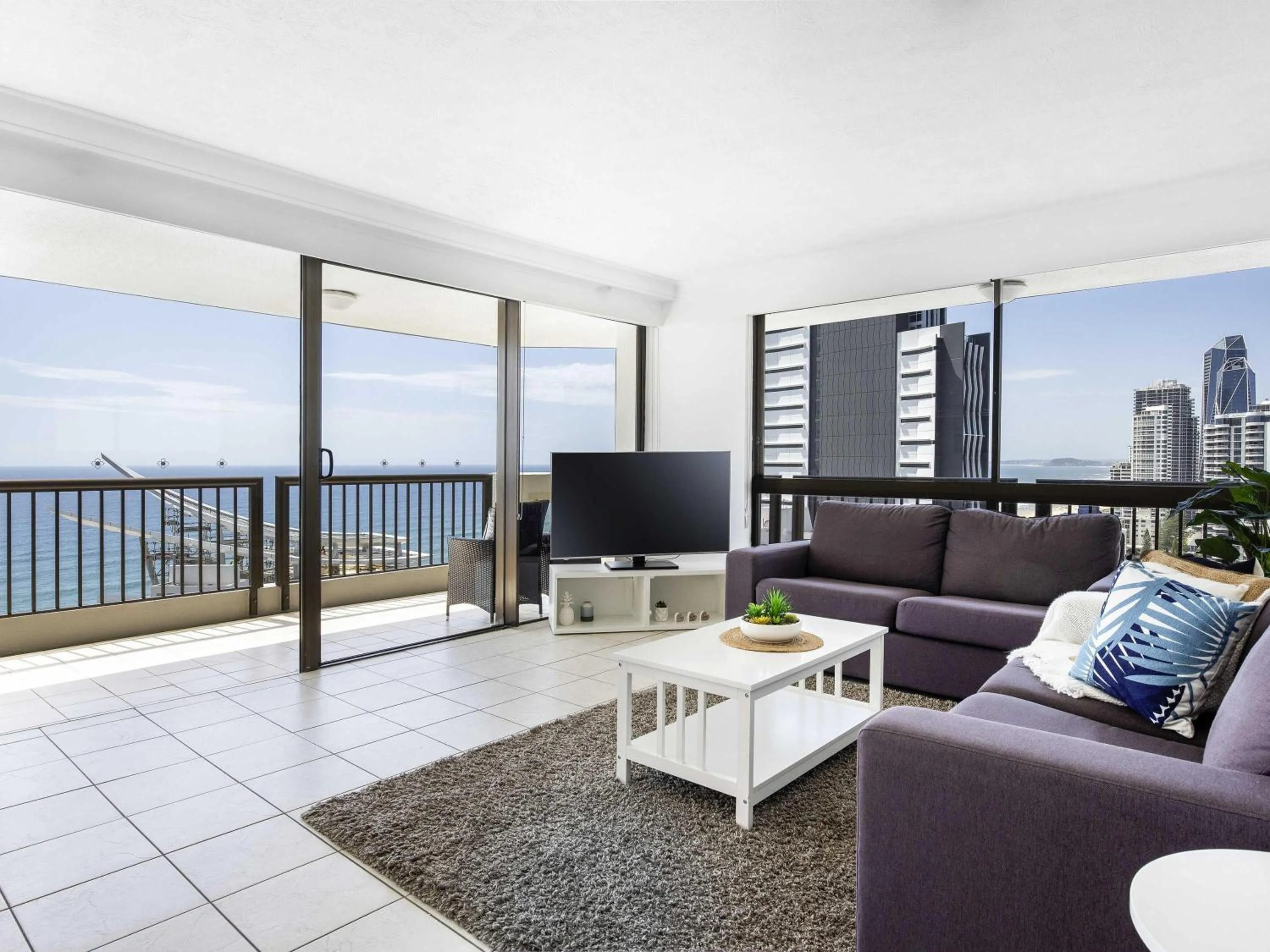 Bedroom in BreakFree Longbeach Resort