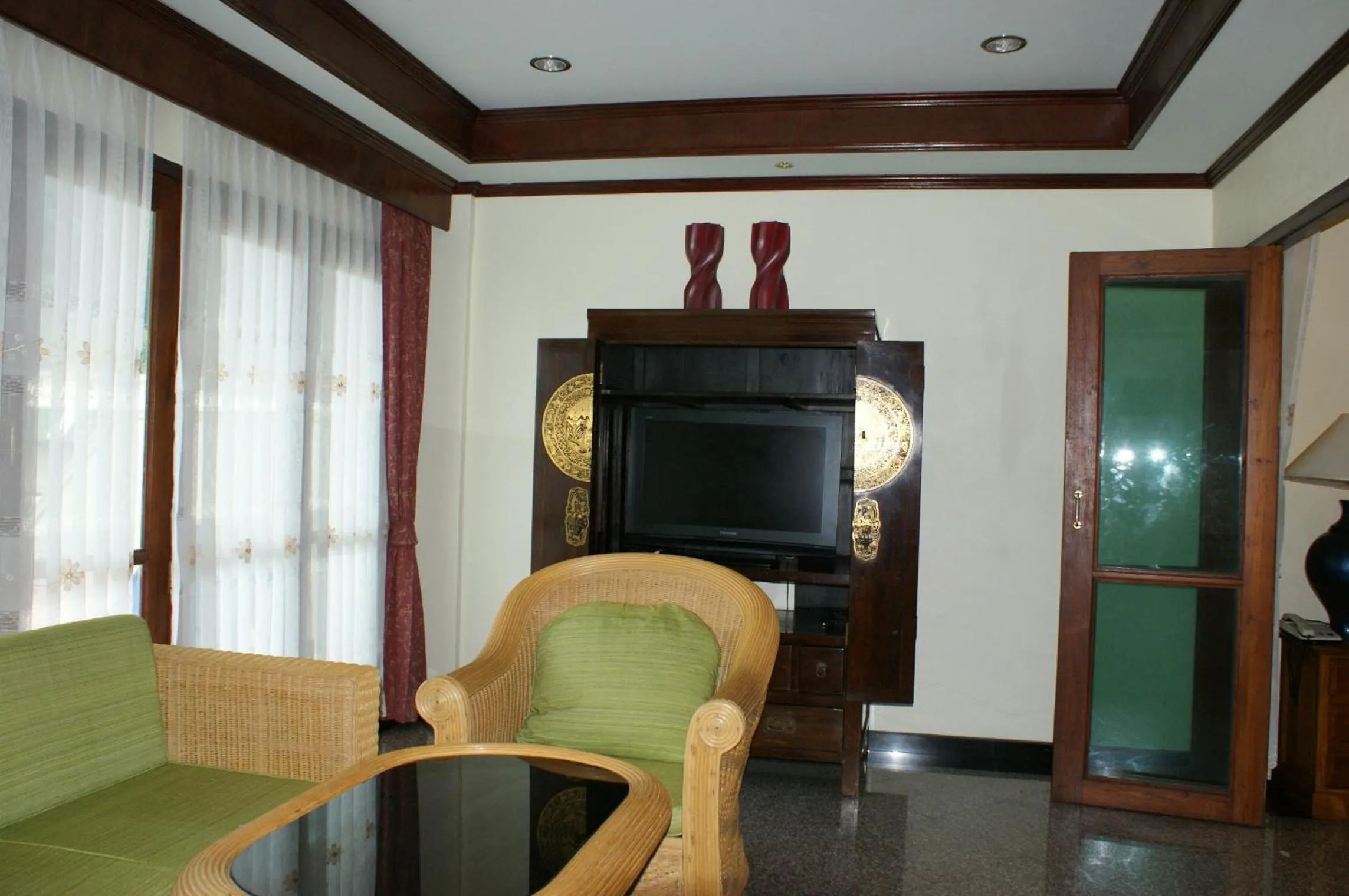 Prince Edouard Apartments & Resort Patong Beach Phuket