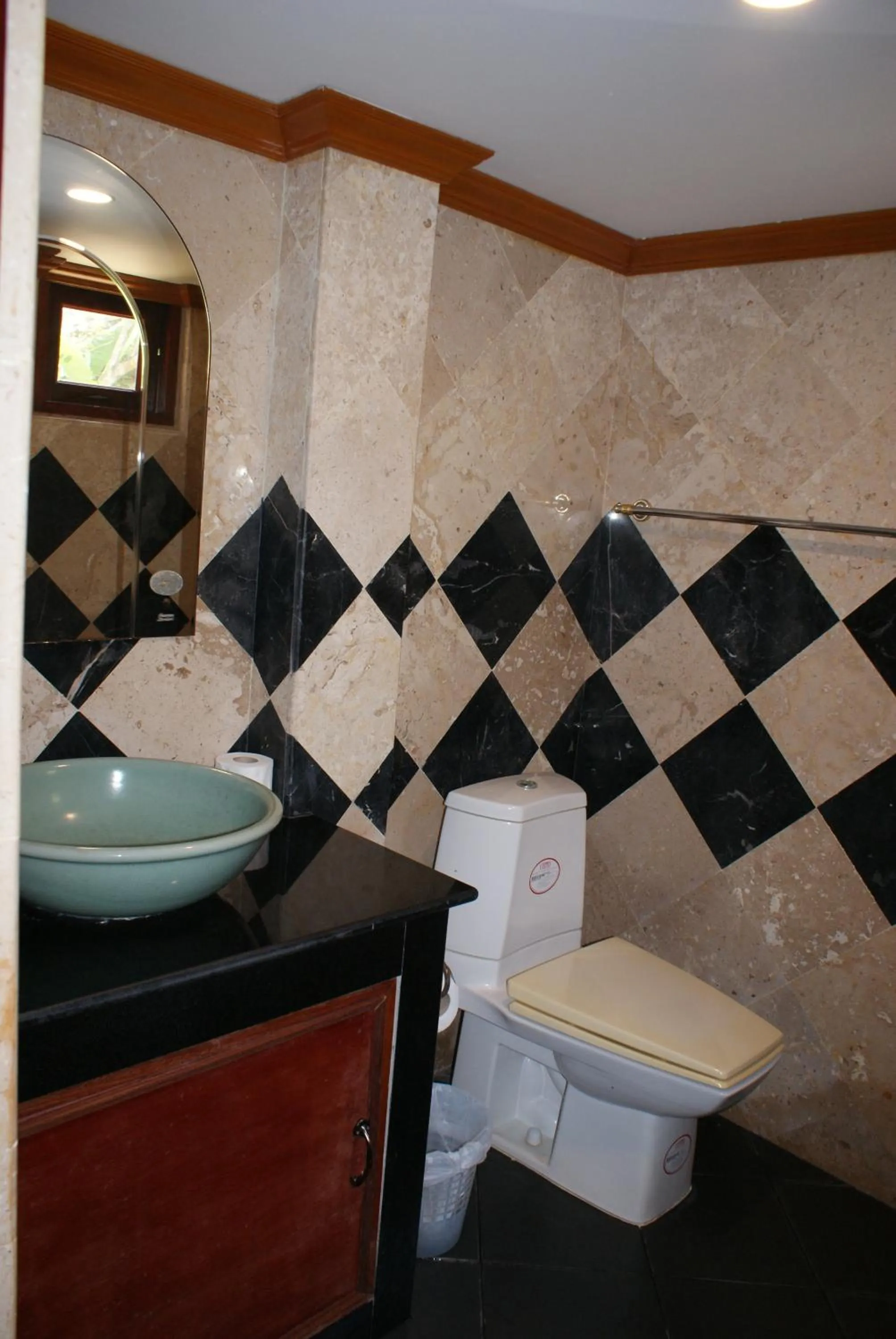 Prince Edouard Apartments & Resort Patong Beach Phuket