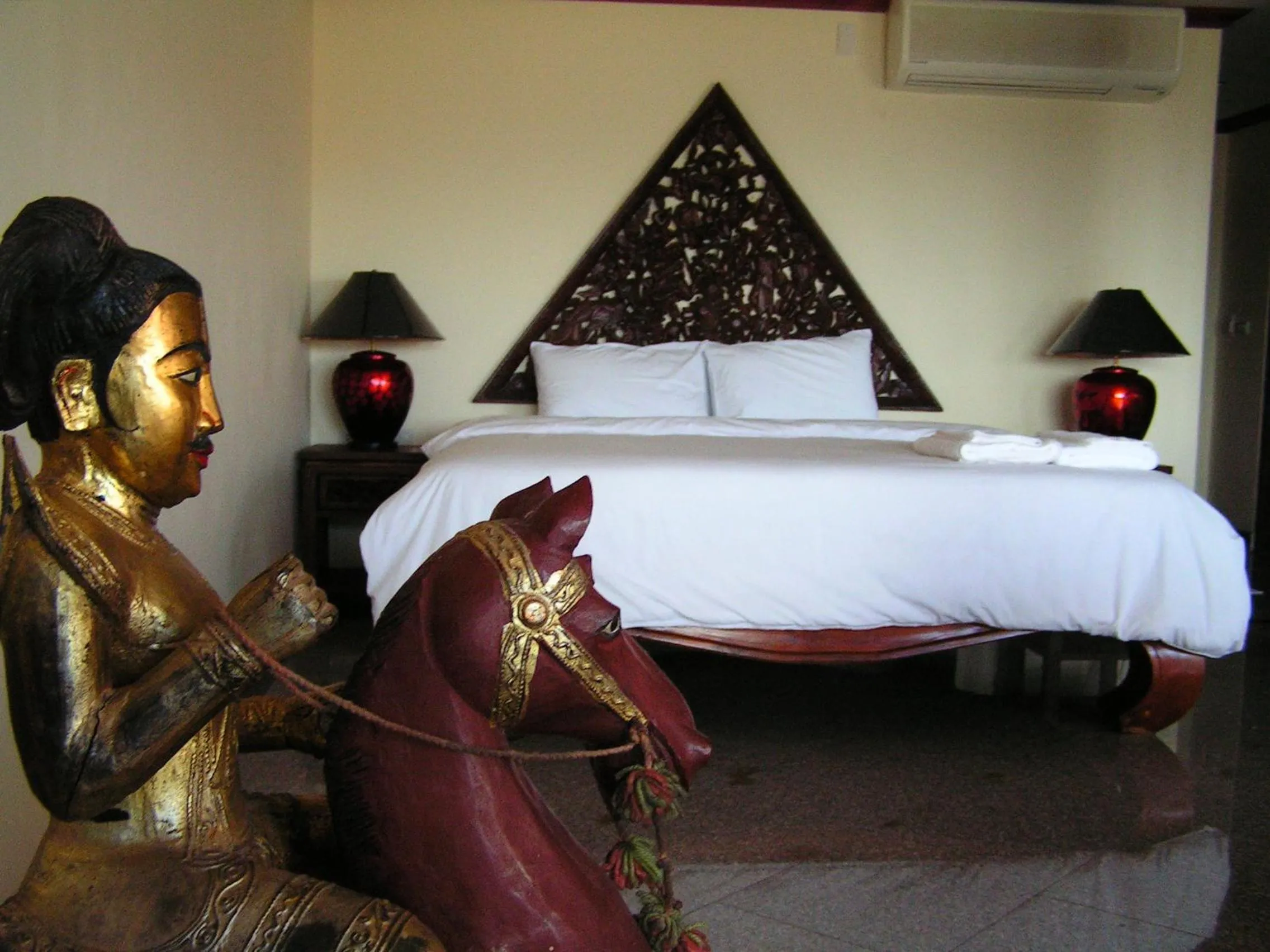 Bed in Prince Edouard Apartments & Resort Patong Beach Phuket