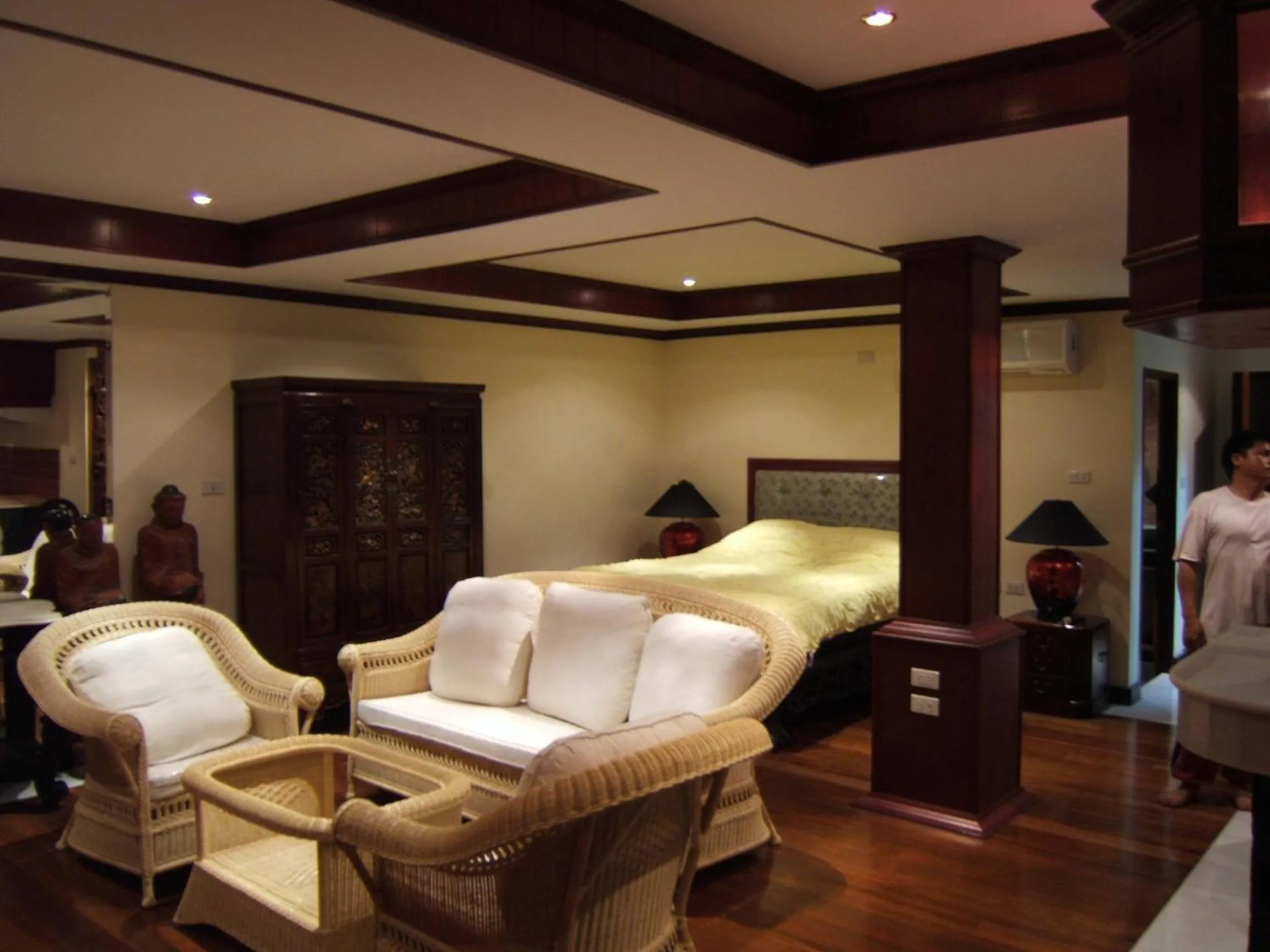 Bed in Prince Edouard Apartments & Resort Patong Beach Phuket