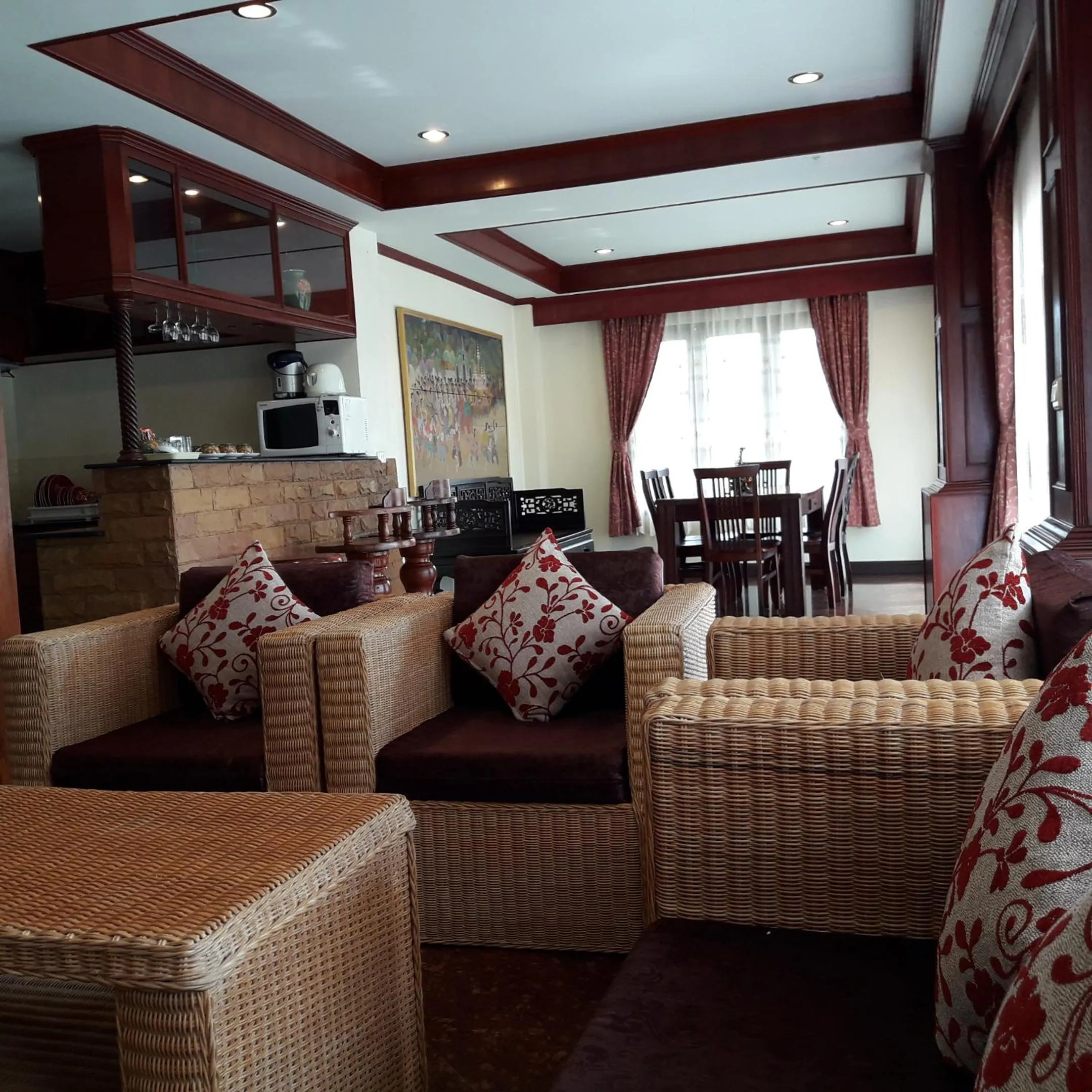 Prince Edouard Apartments & Resort Patong Beach Phuket