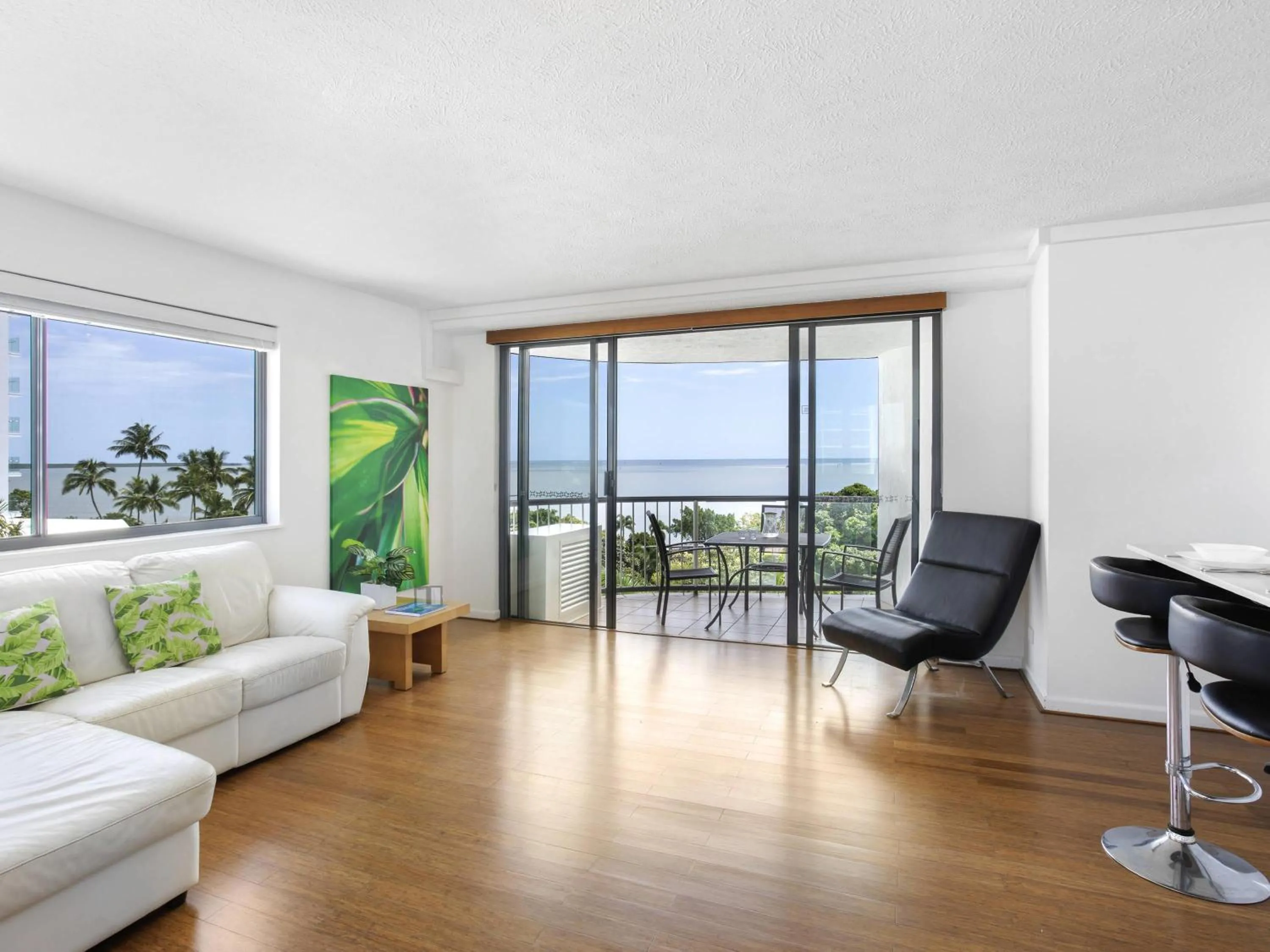 Bedroom in BreakFree Royal Harbour