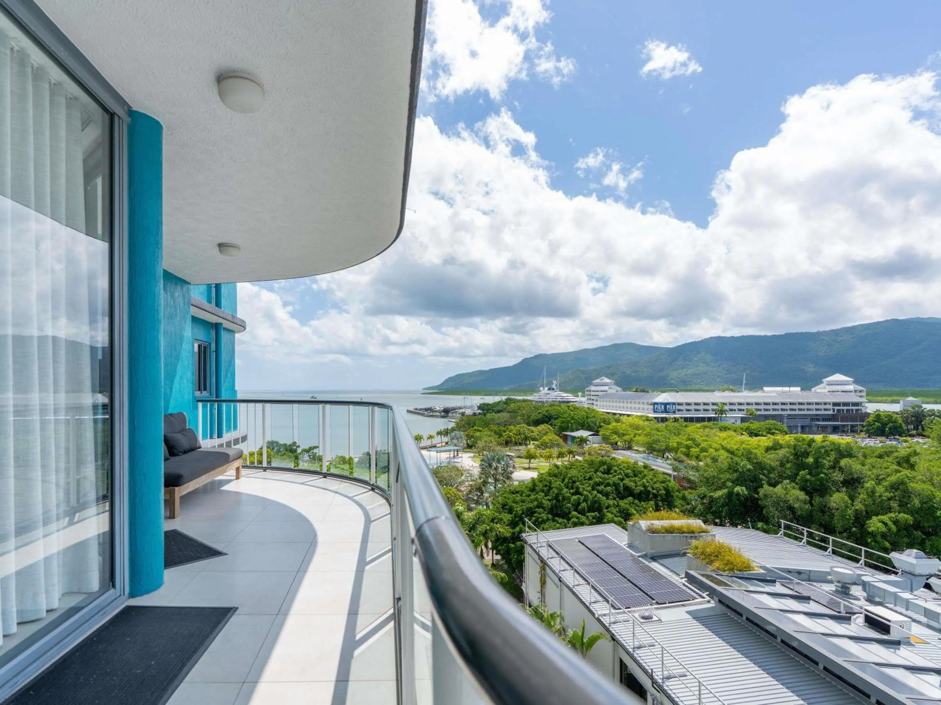 Bedroom in BreakFree Royal Harbour