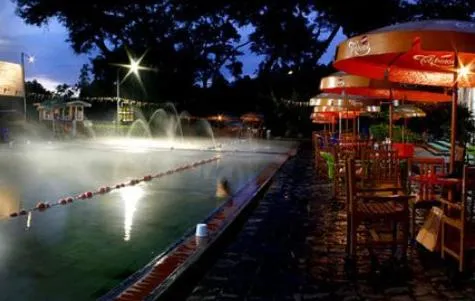 Swimming pool in Sari Ater Hotel & Resort