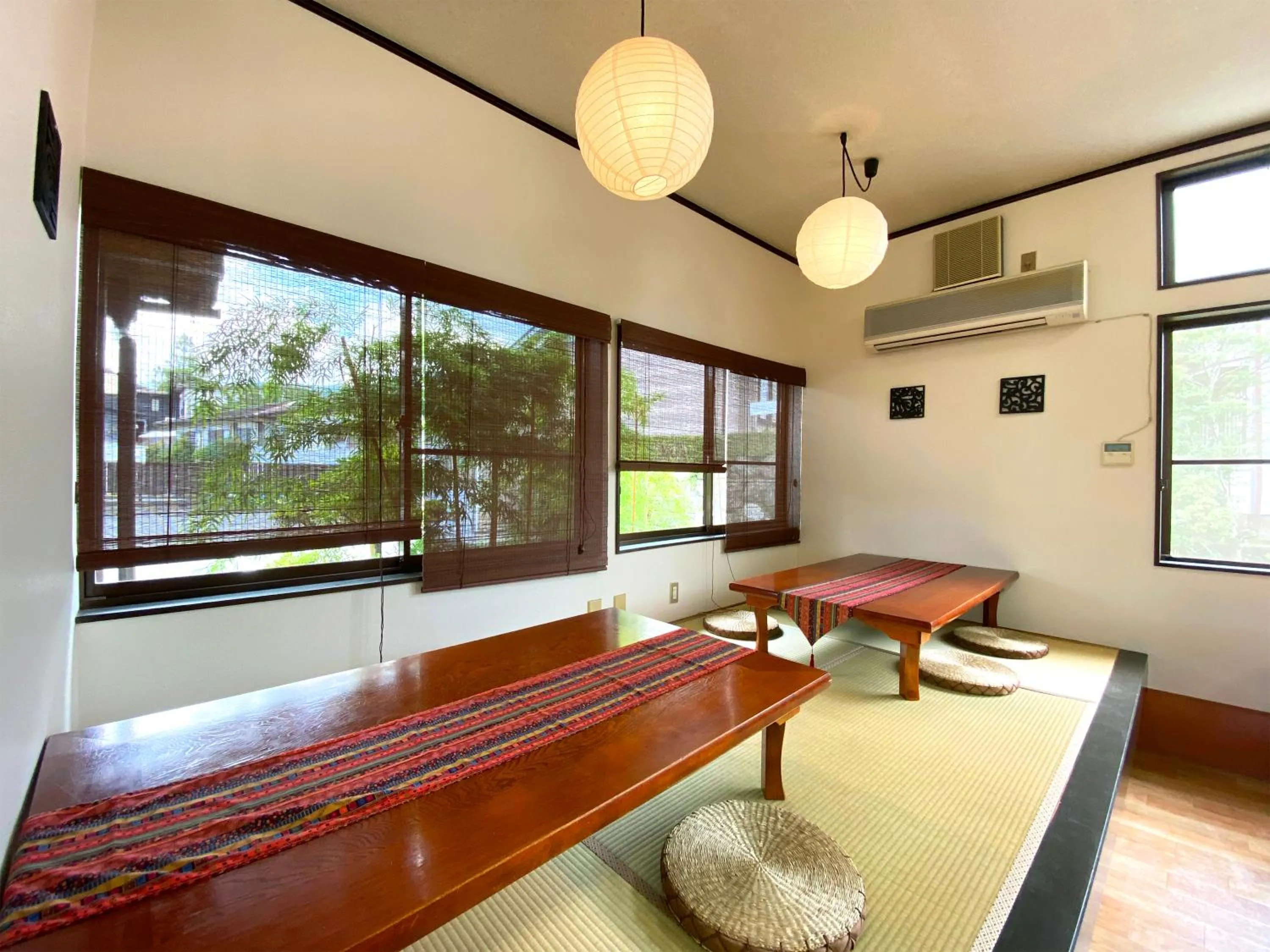 Lobby or reception in Yufuin Onsen Hasuwa Inn