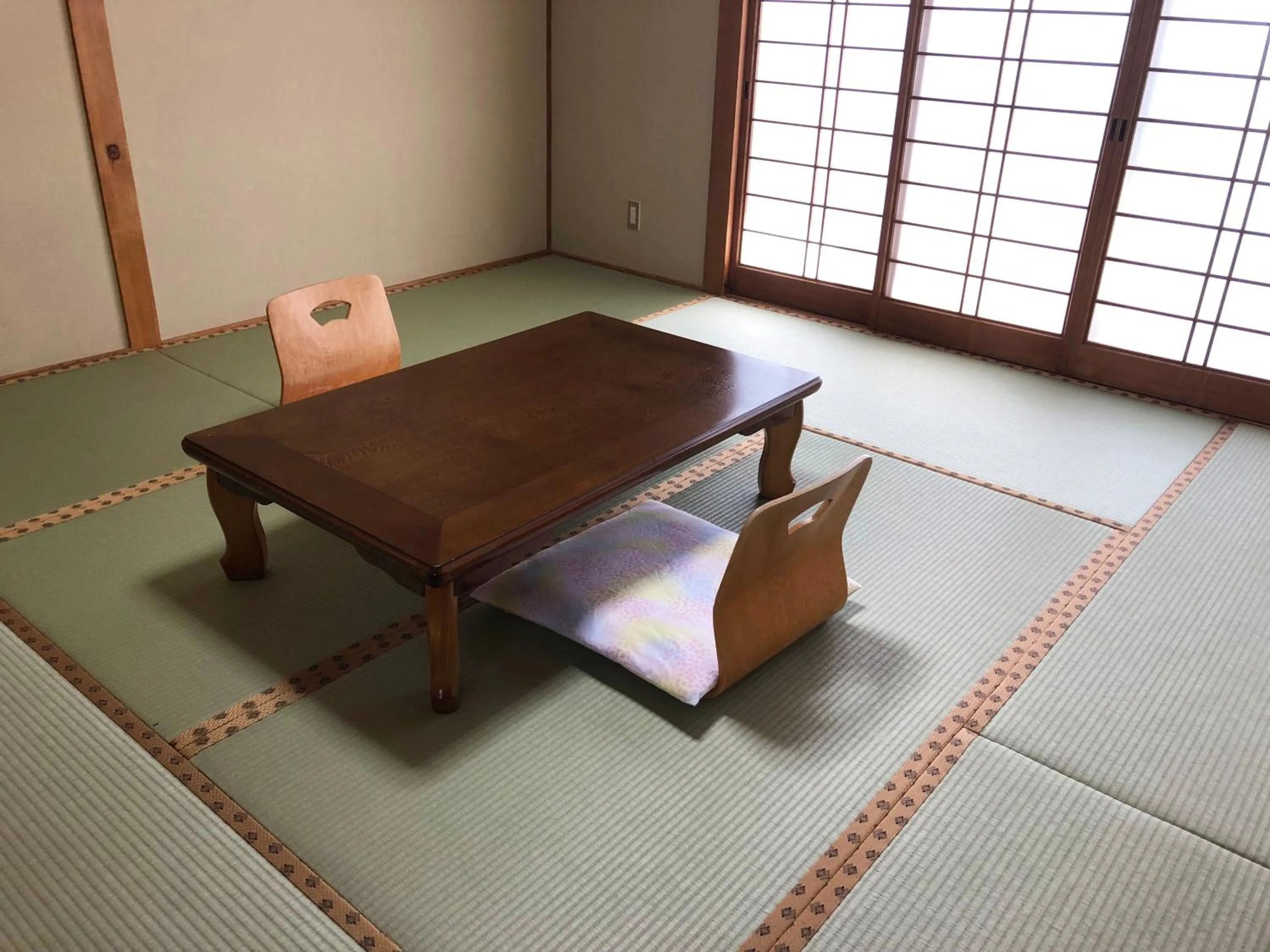 Photo of the whole room in Yufuin Onsen Hasuwa Inn