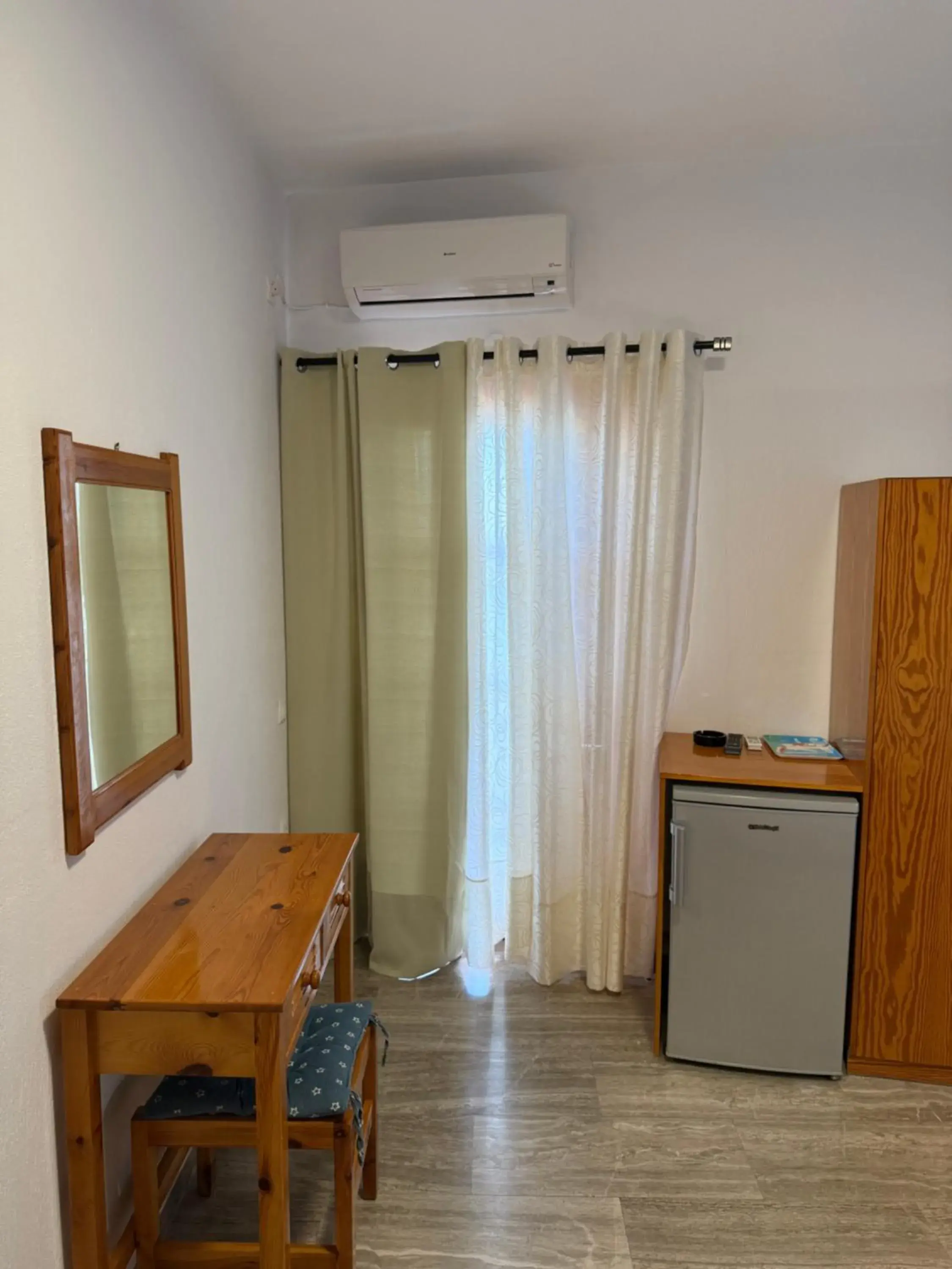 Double Room with Sea View in Sunrise House Double Room with Sea View in Sunrise House