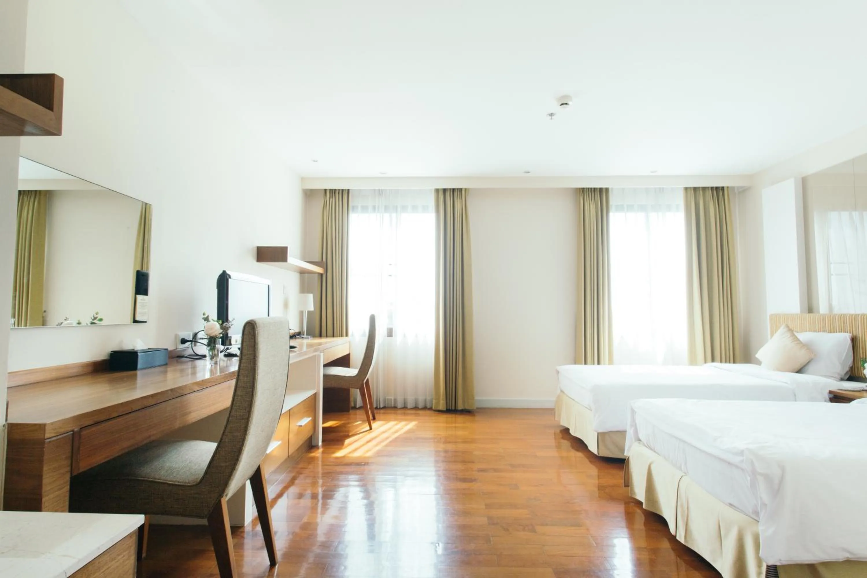 Bedroom, Bed in Thomson Residence Hotel