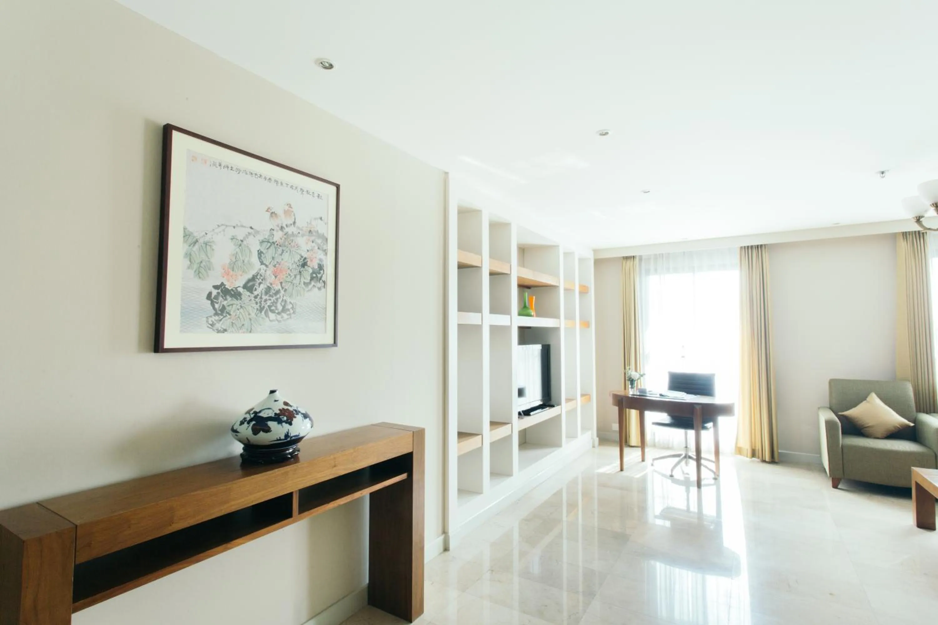 Living room in Thomson Residence Hotel