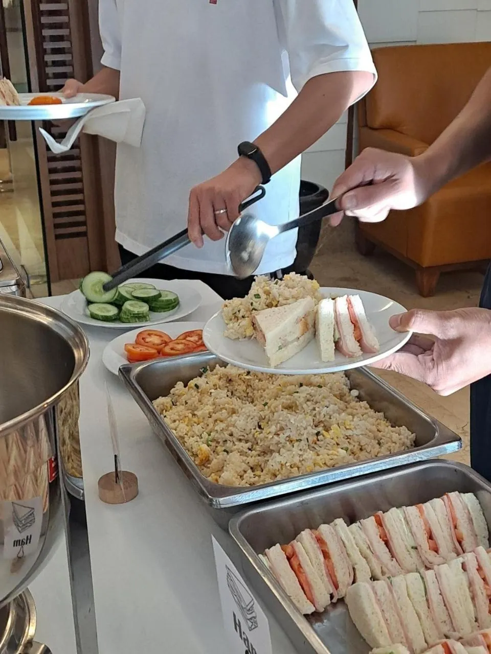Breakfast in Thomson Residence Hotel