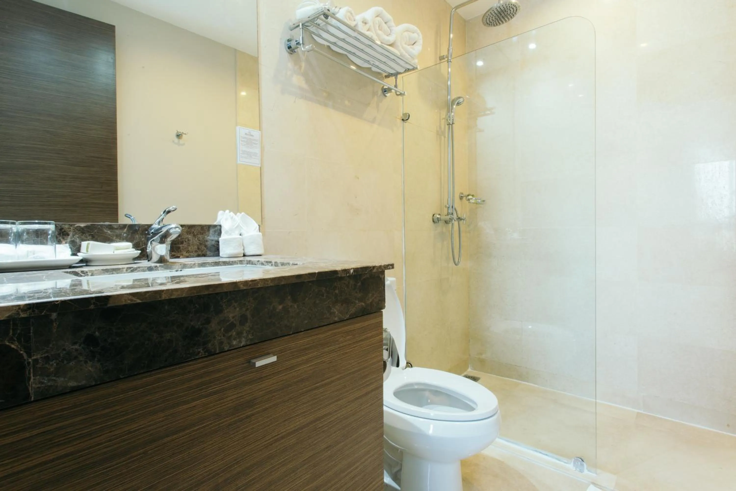 Bathroom in Thomson Residence Hotel