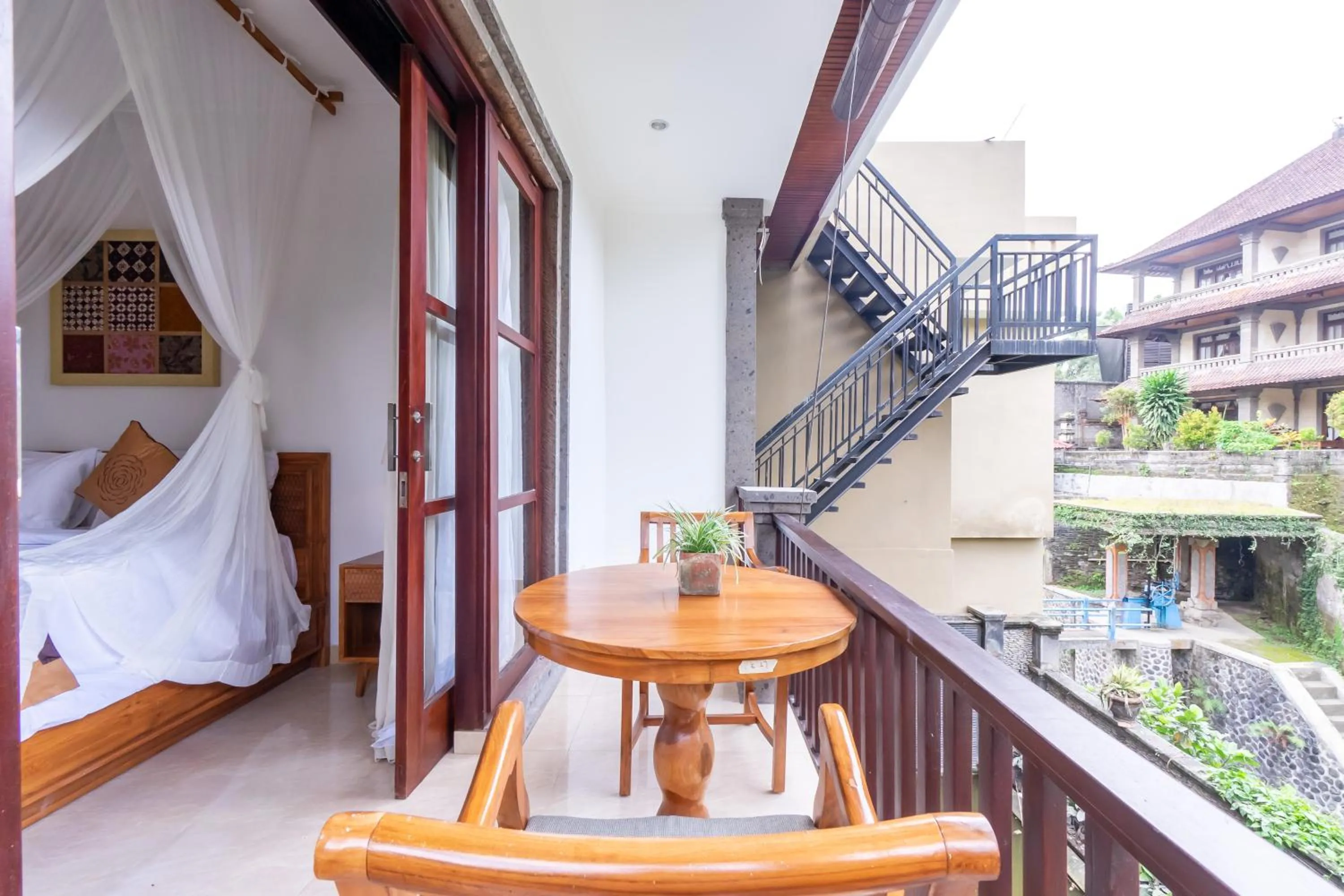 Balcony/Terrace, Bed in Villa Sonia Bisma