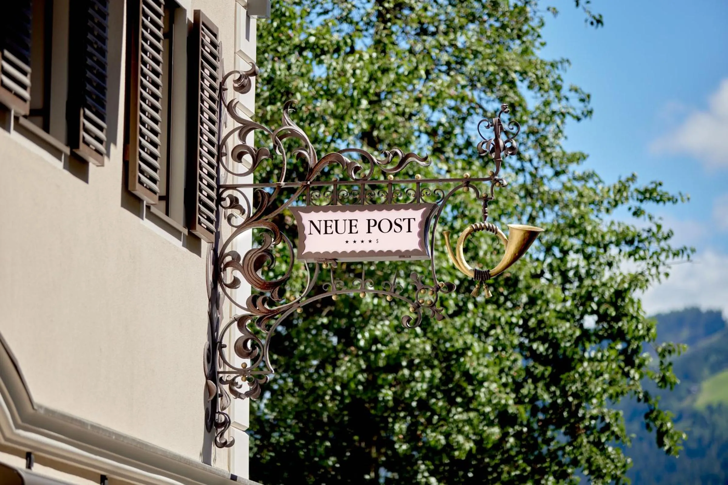 Property building in Hotel Neue Post