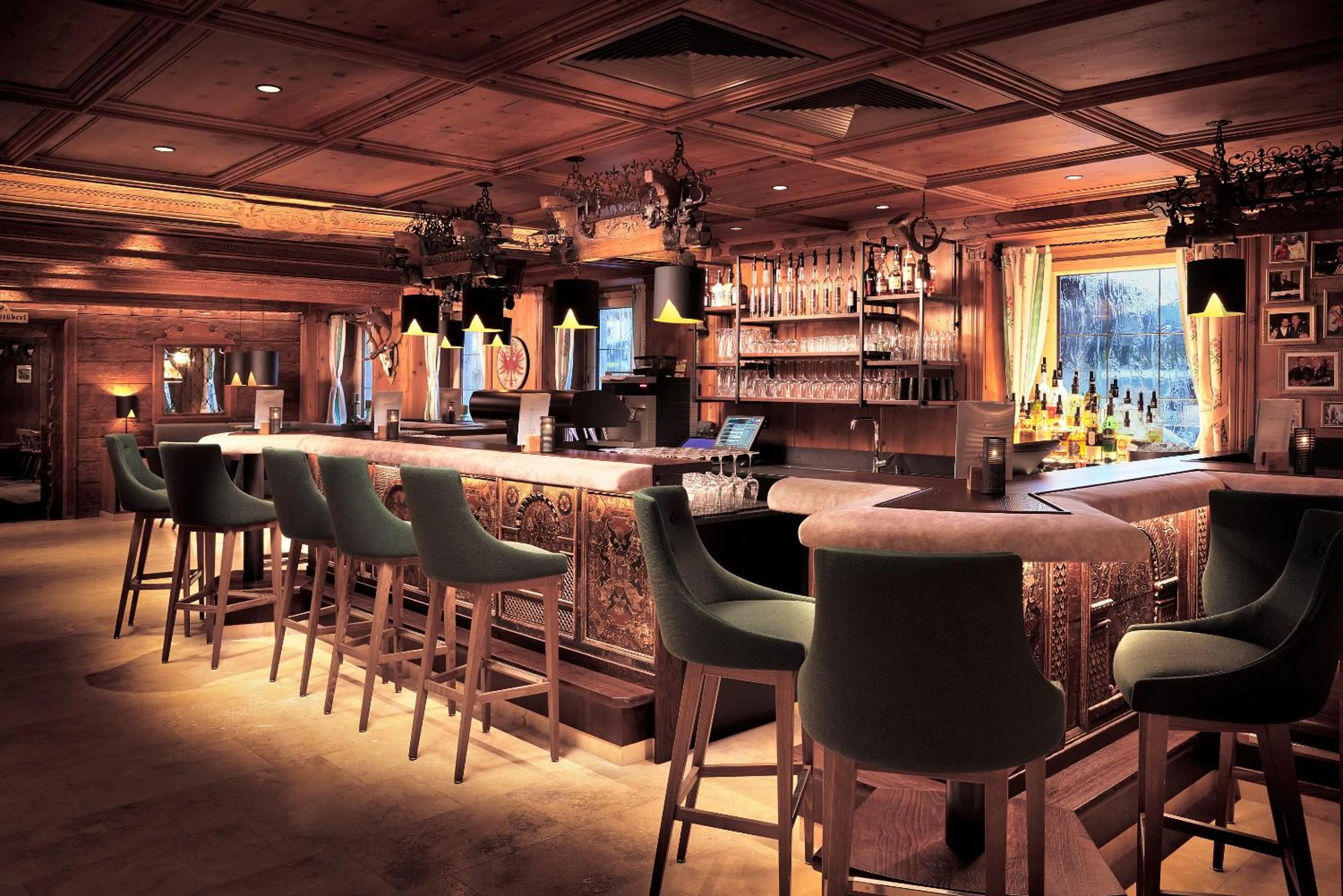 Lounge or bar in Hotel Neue Post