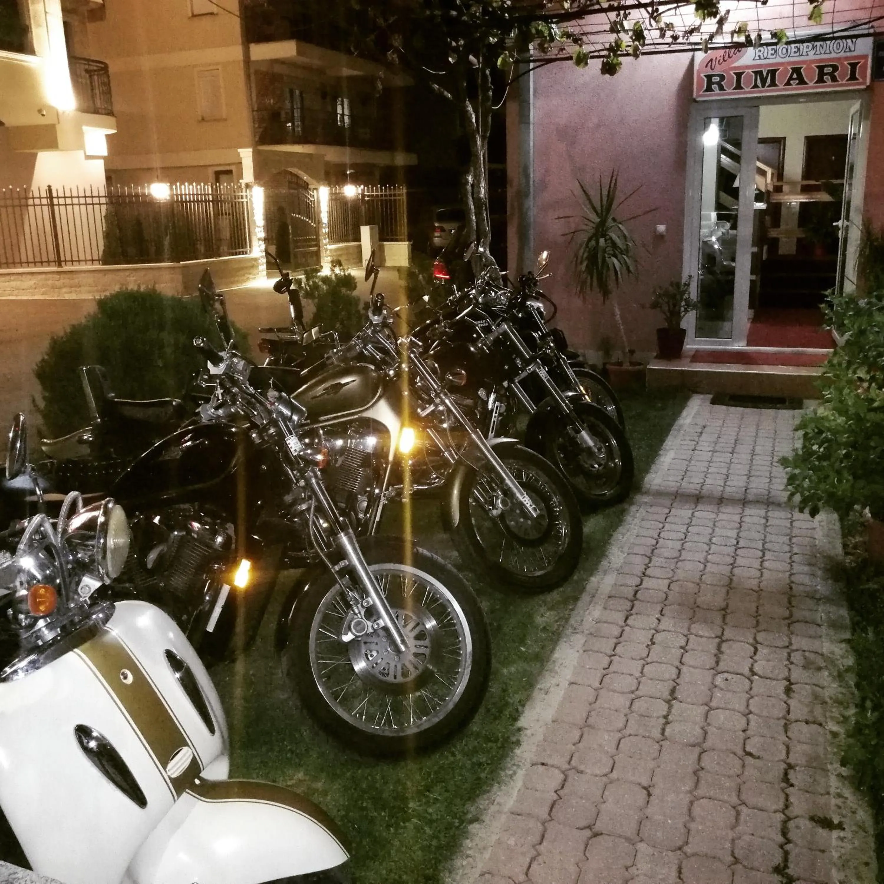 Night in Villa Rimari