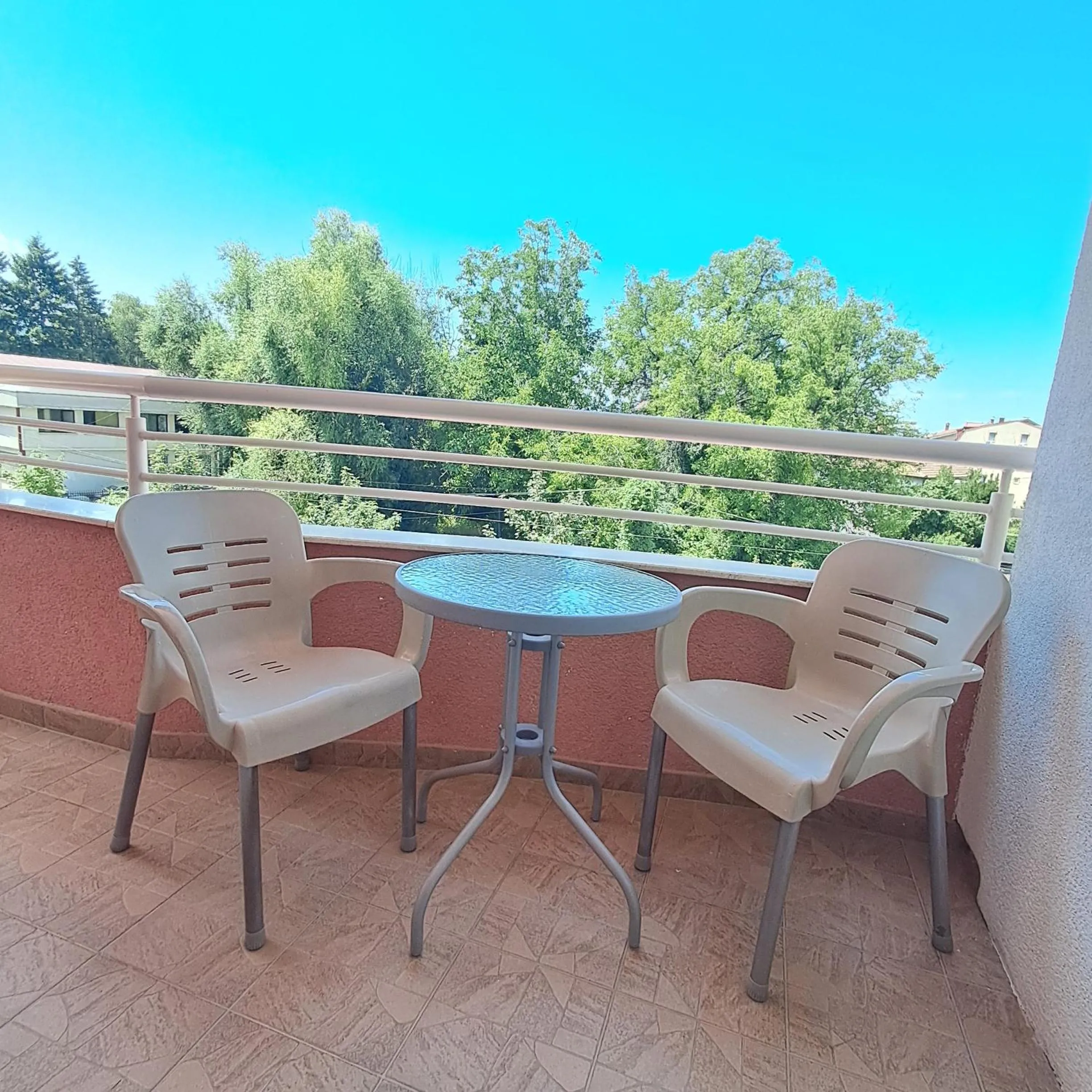 Day in Villa Rimari