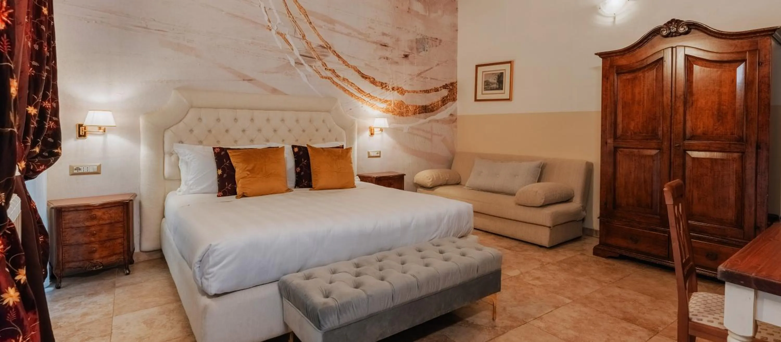 Bed in Le Clarisse Pantheon