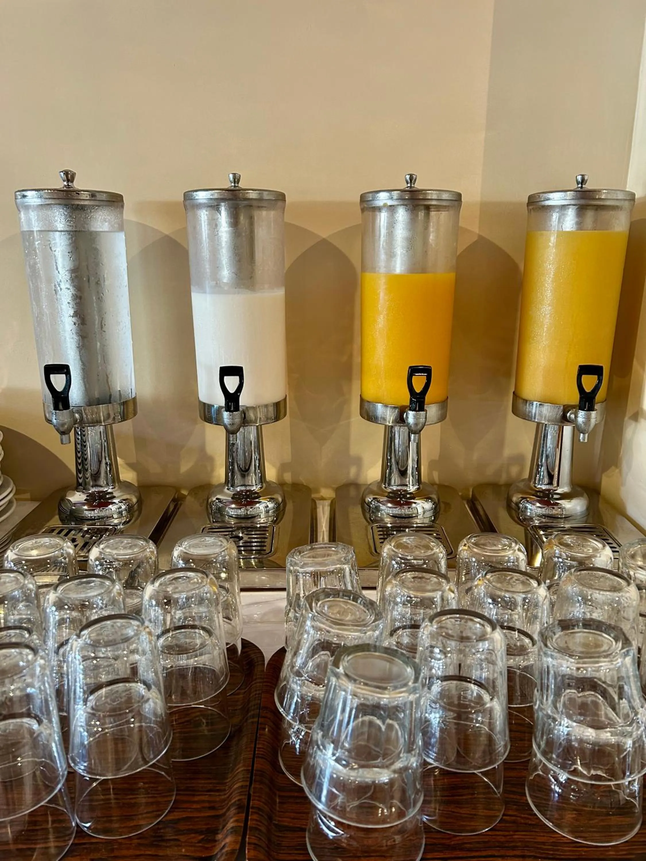 Food and drinks in Hotel Galini