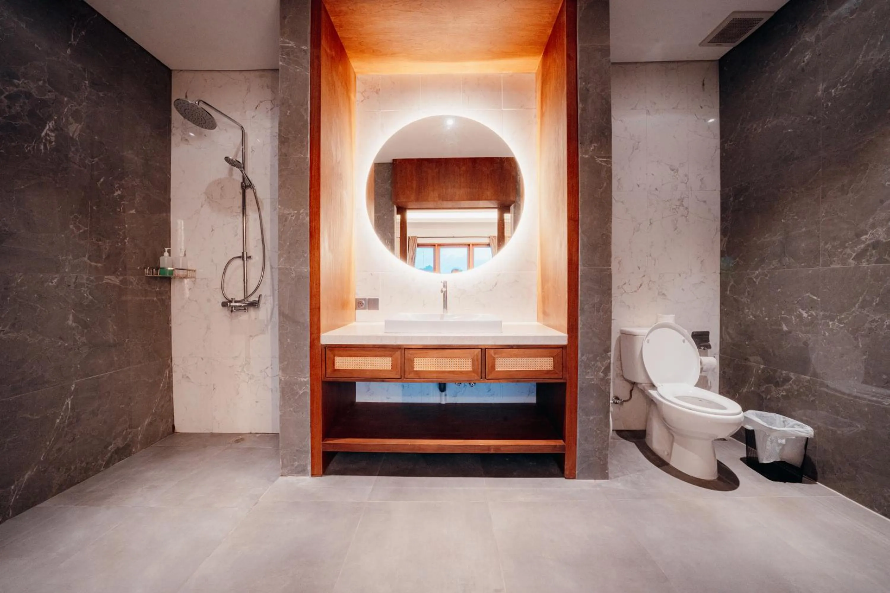 Shower in Jero Griya Ubud