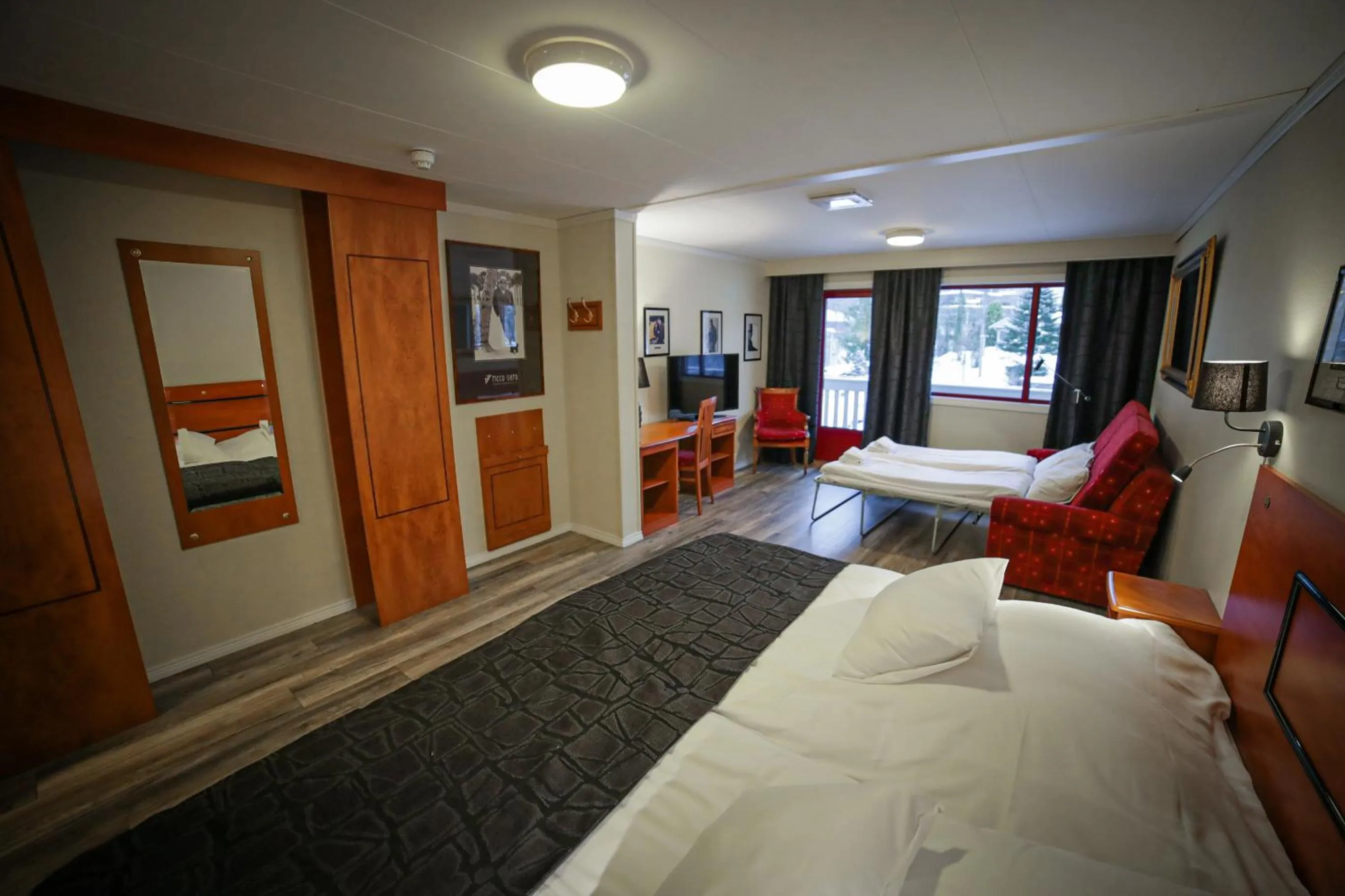 Photo of the whole room, Bed in Vesterland Feriepark Hytter, hotell og leikeland