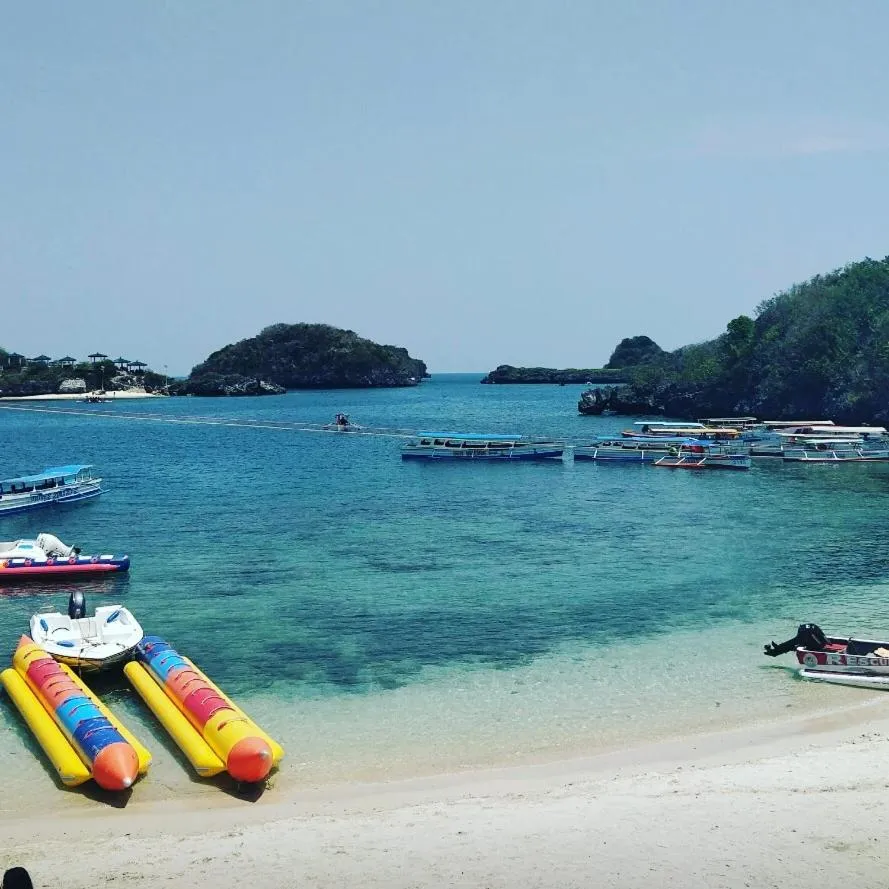 Beach in Carribean Transient House