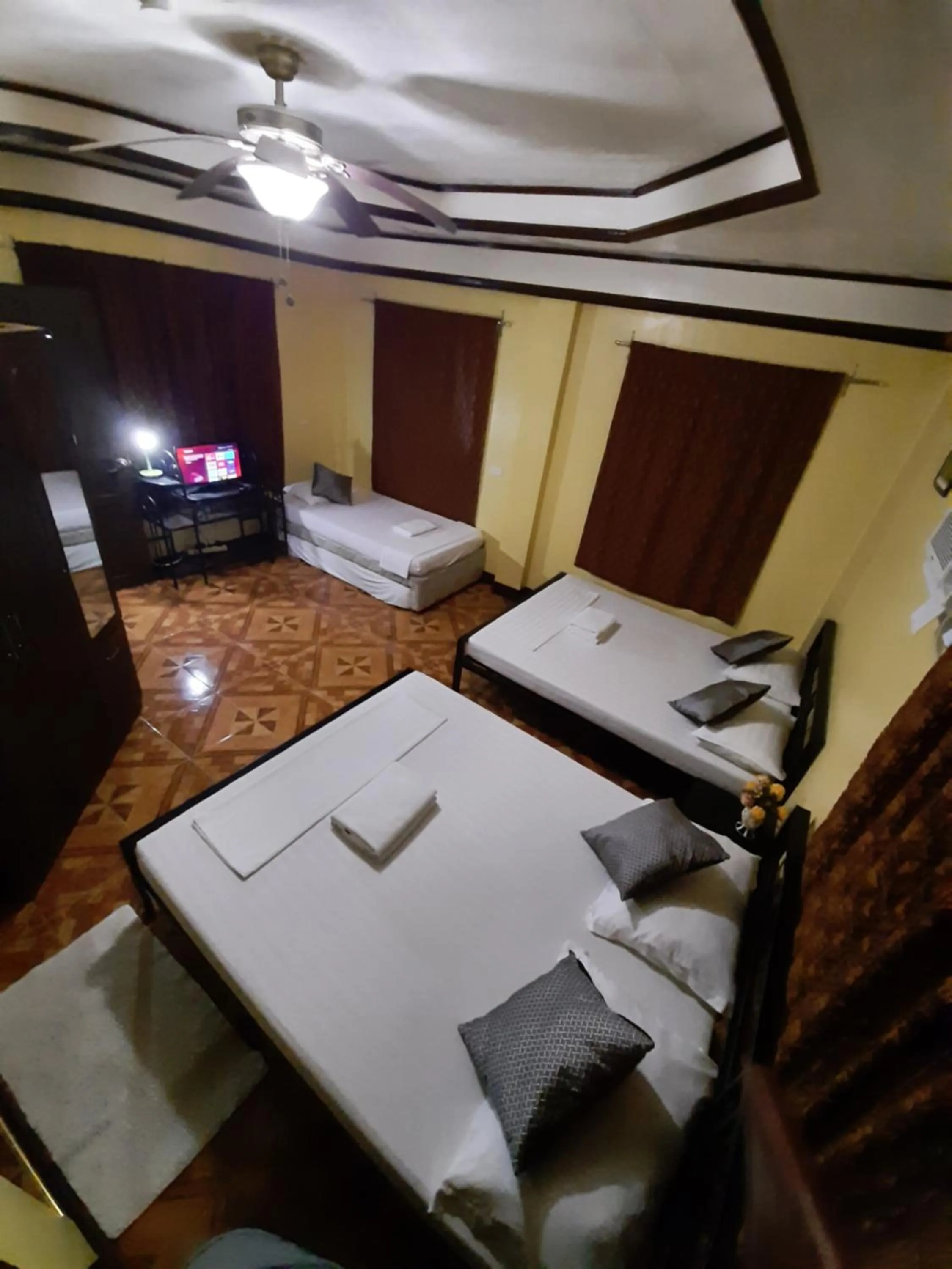 Bed in Carribean Transient House