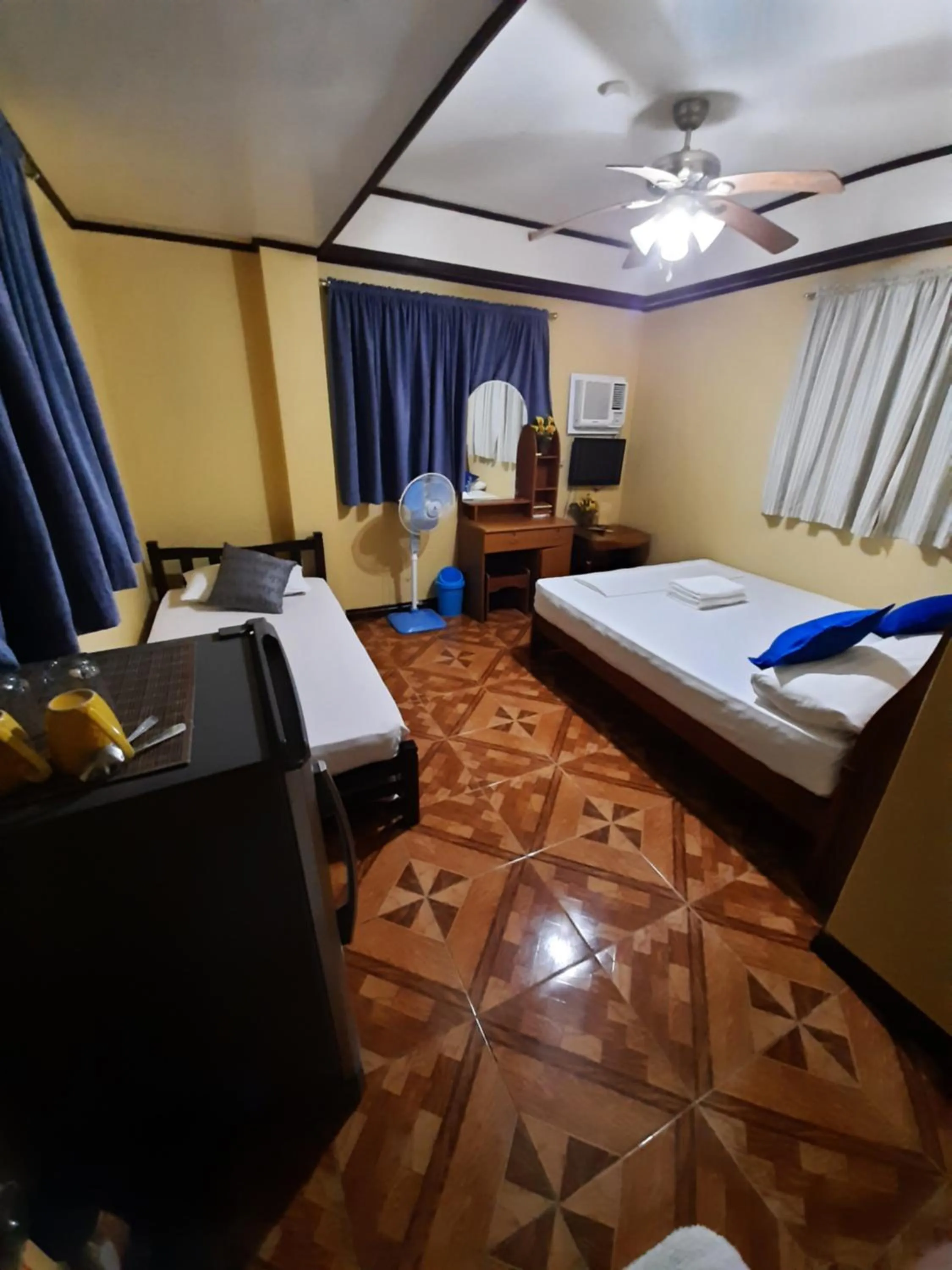 Bed in Carribean Transient House