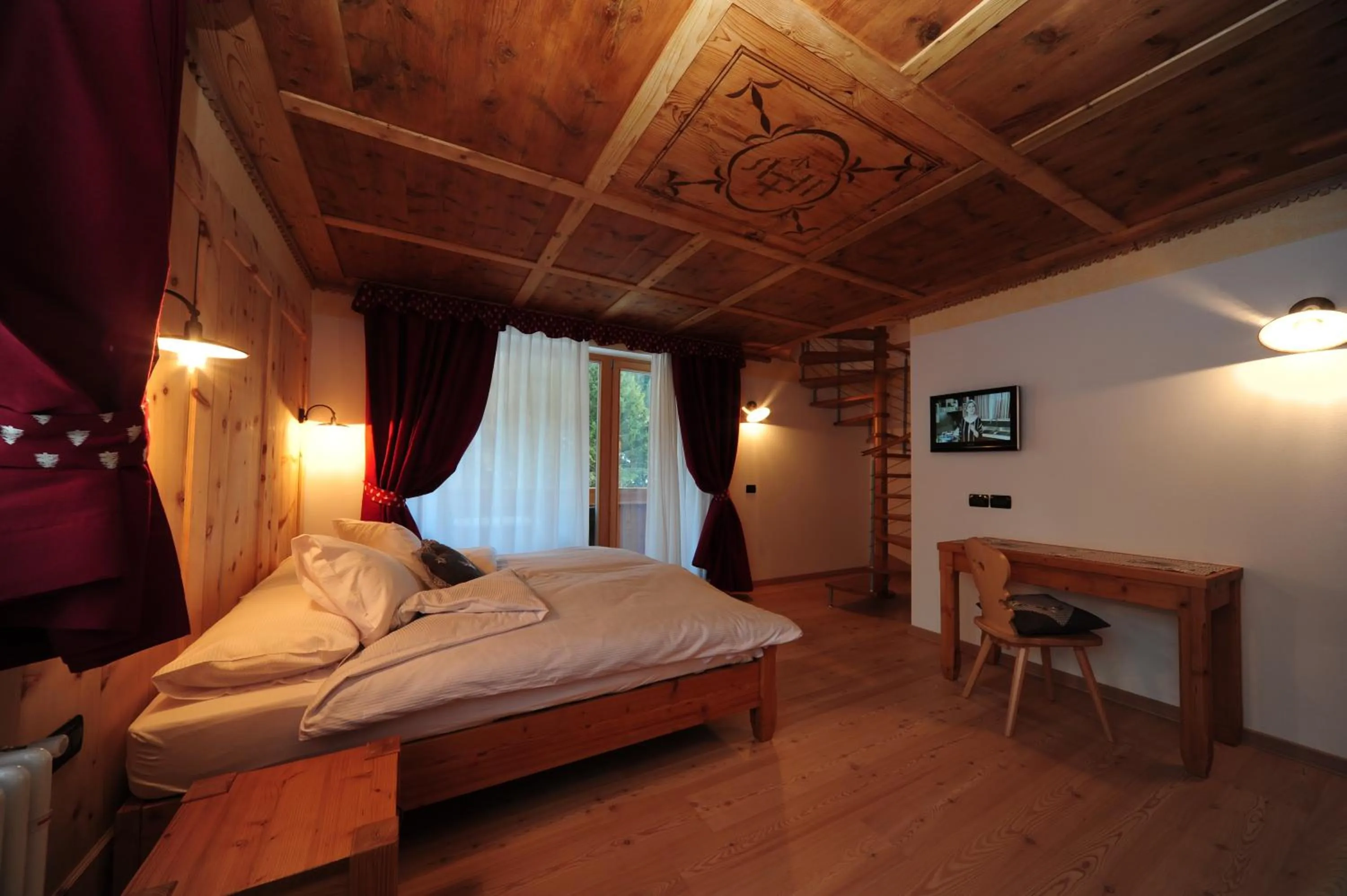 Bedroom, Bed in Hotel Chalet Alpenrose Bio Wellness Naturaktivhotel