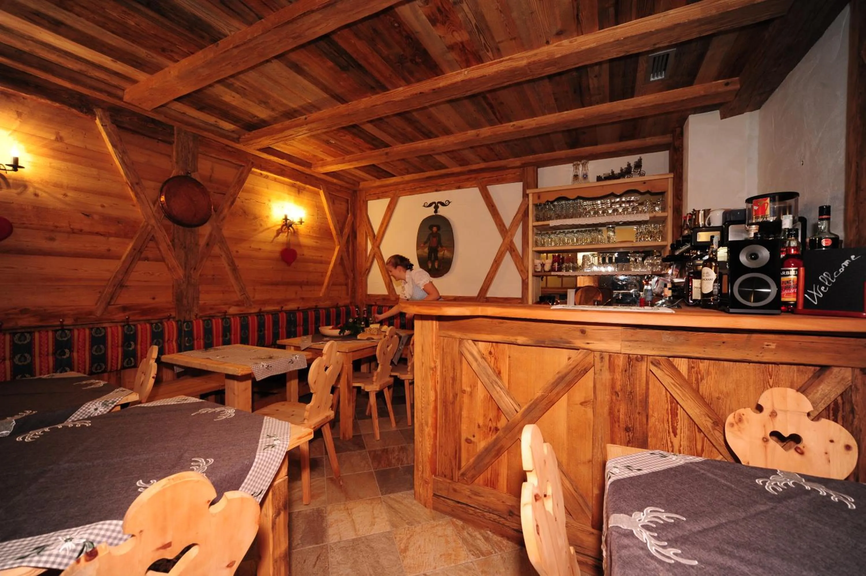 Lounge or bar in Hotel Chalet Alpenrose Bio Wellness Naturaktivhotel