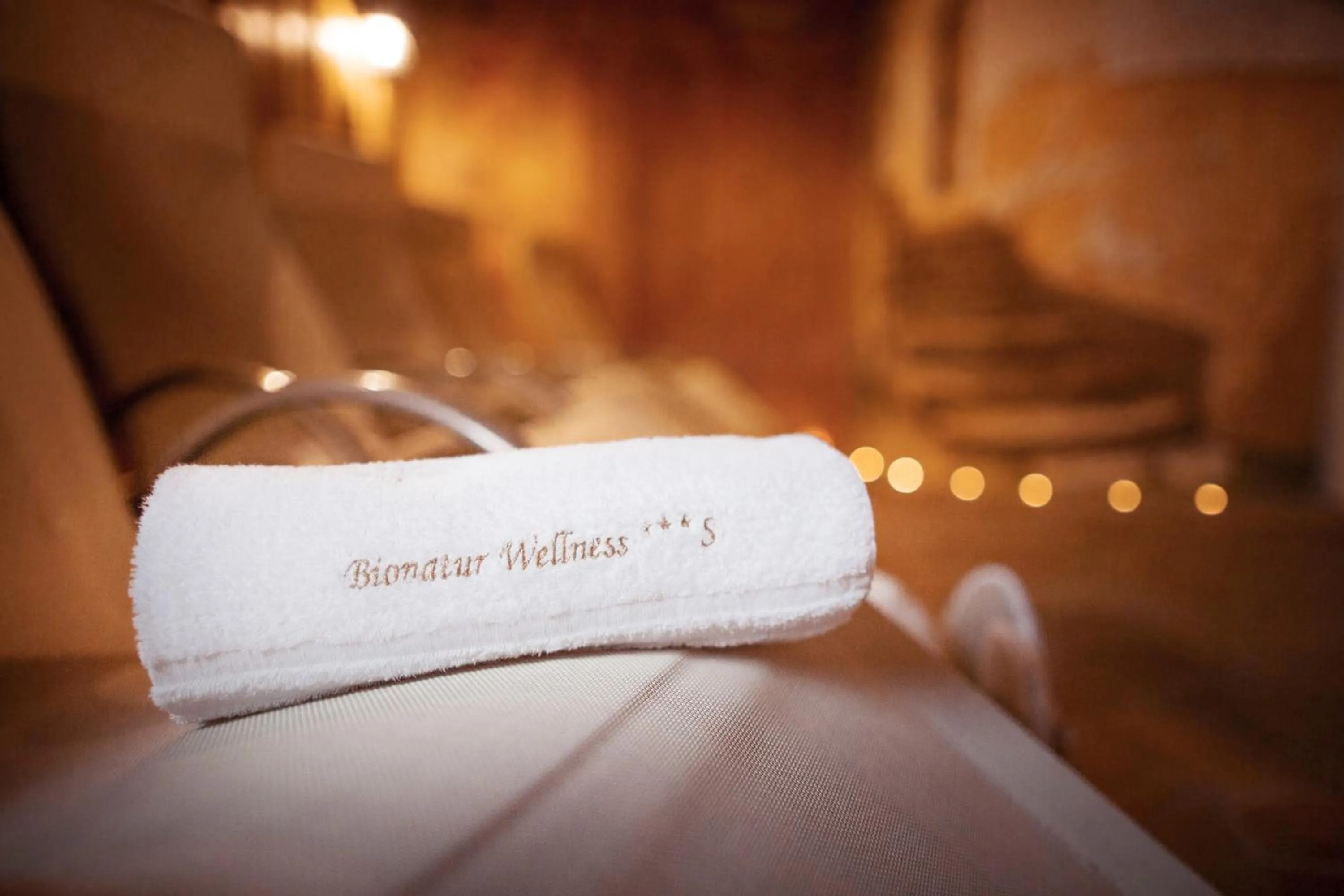 Massage, Bed in Hotel Chalet Alpenrose Bio Wellness Naturaktivhotel