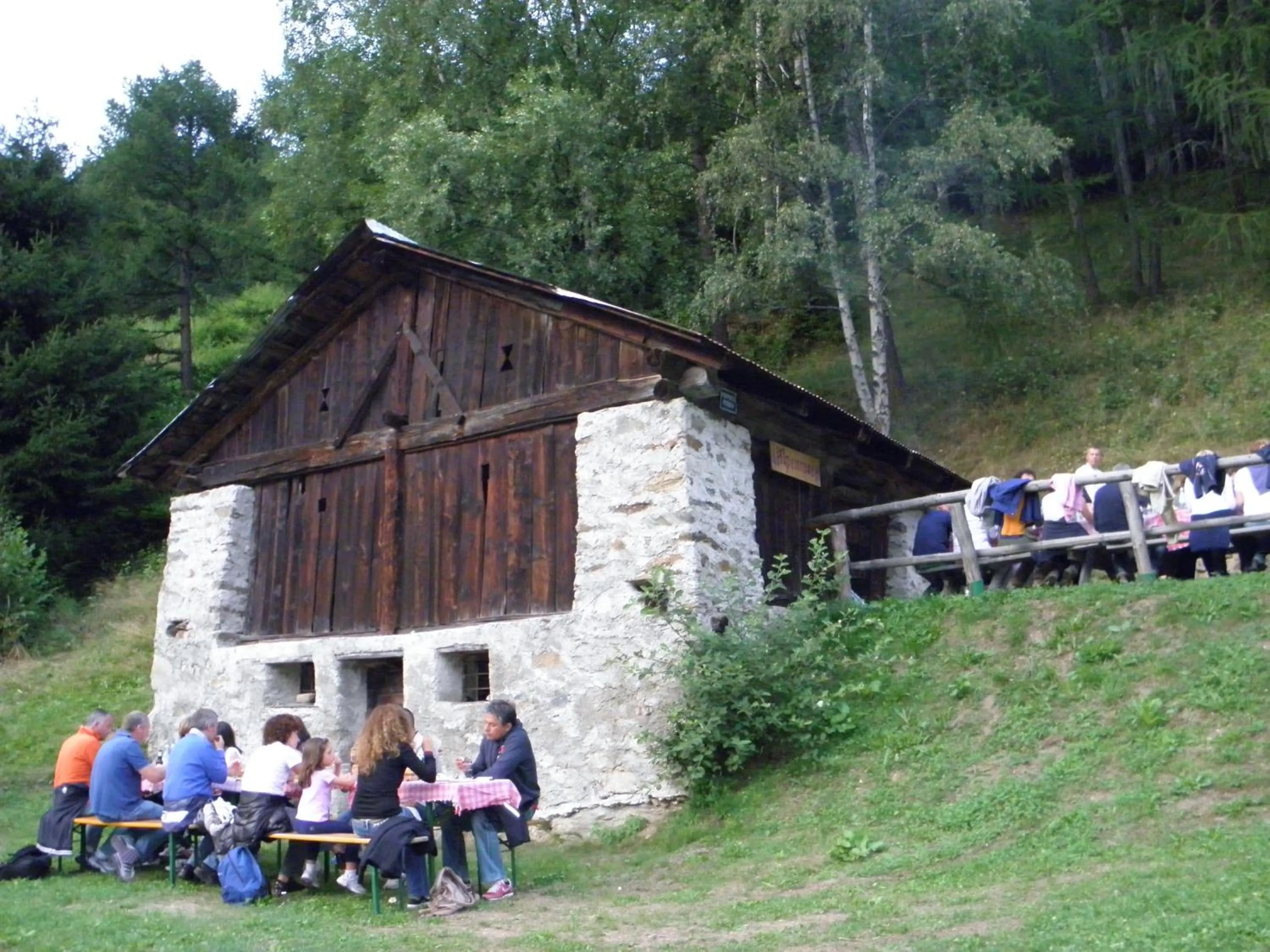 Evening entertainment in Hotel Chalet Alpenrose Bio Wellness Naturaktivhotel