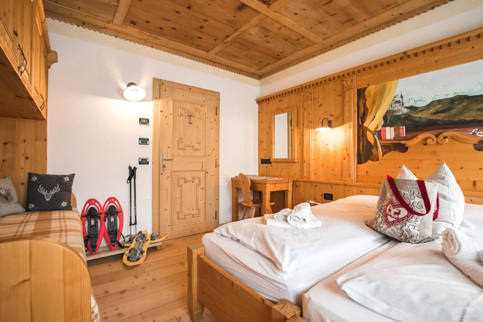 View (from property/room), Bed in Hotel Chalet Alpenrose Bio Wellness Naturaktivhotel