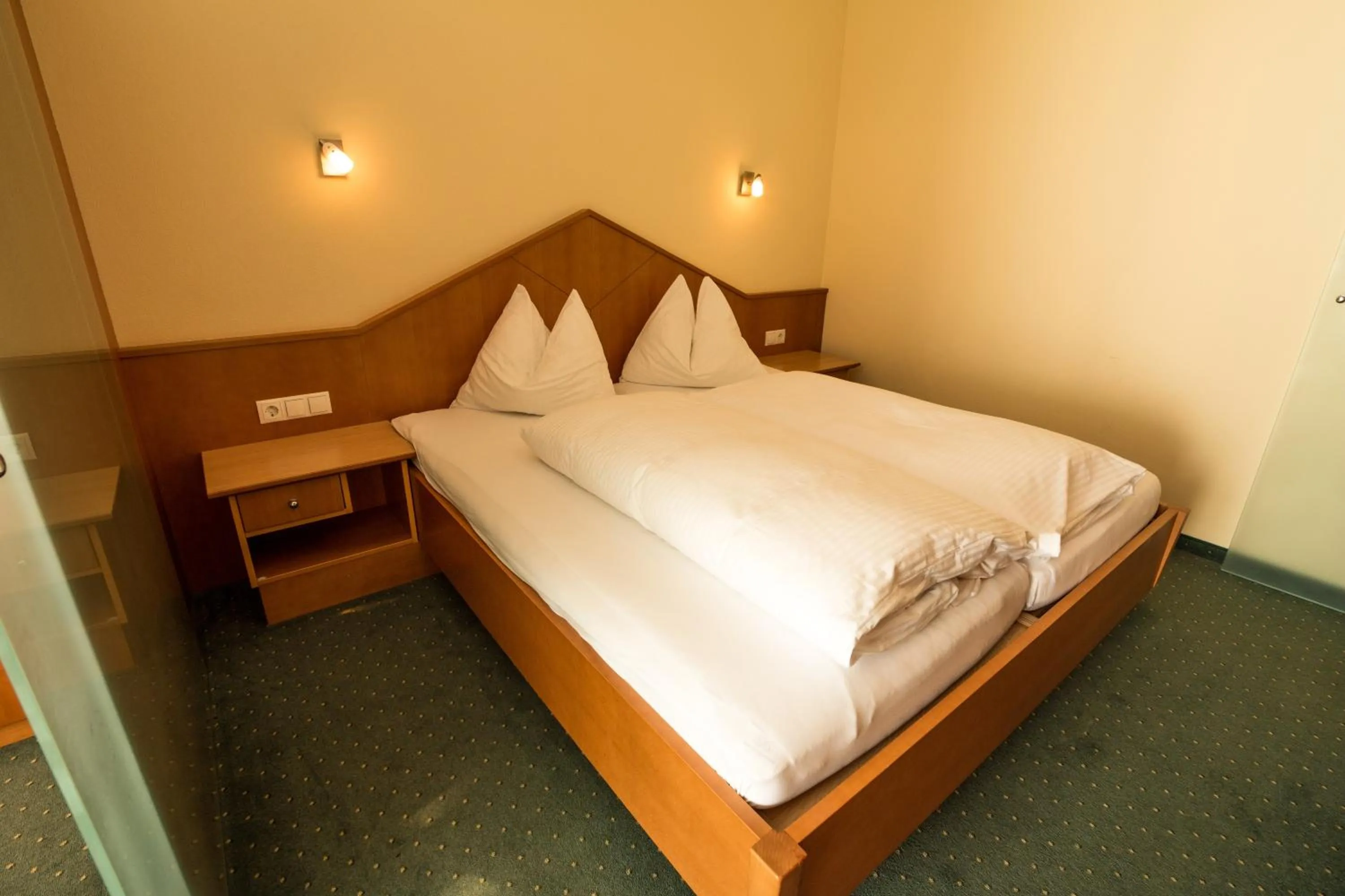 Photo of the whole room, Bed in Erlebnishotel Fendels