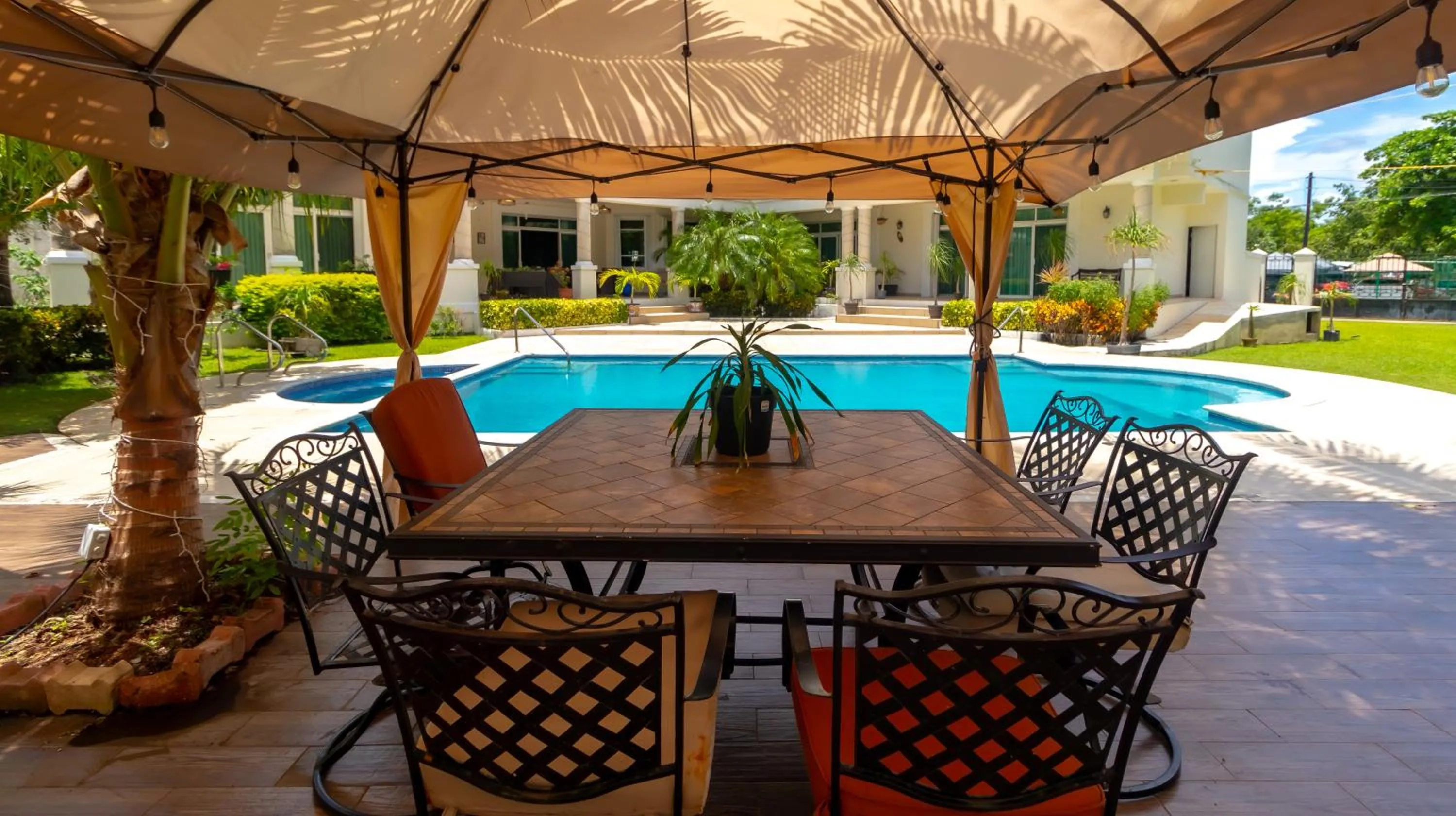 Garden in Villa Segovia Cozumel