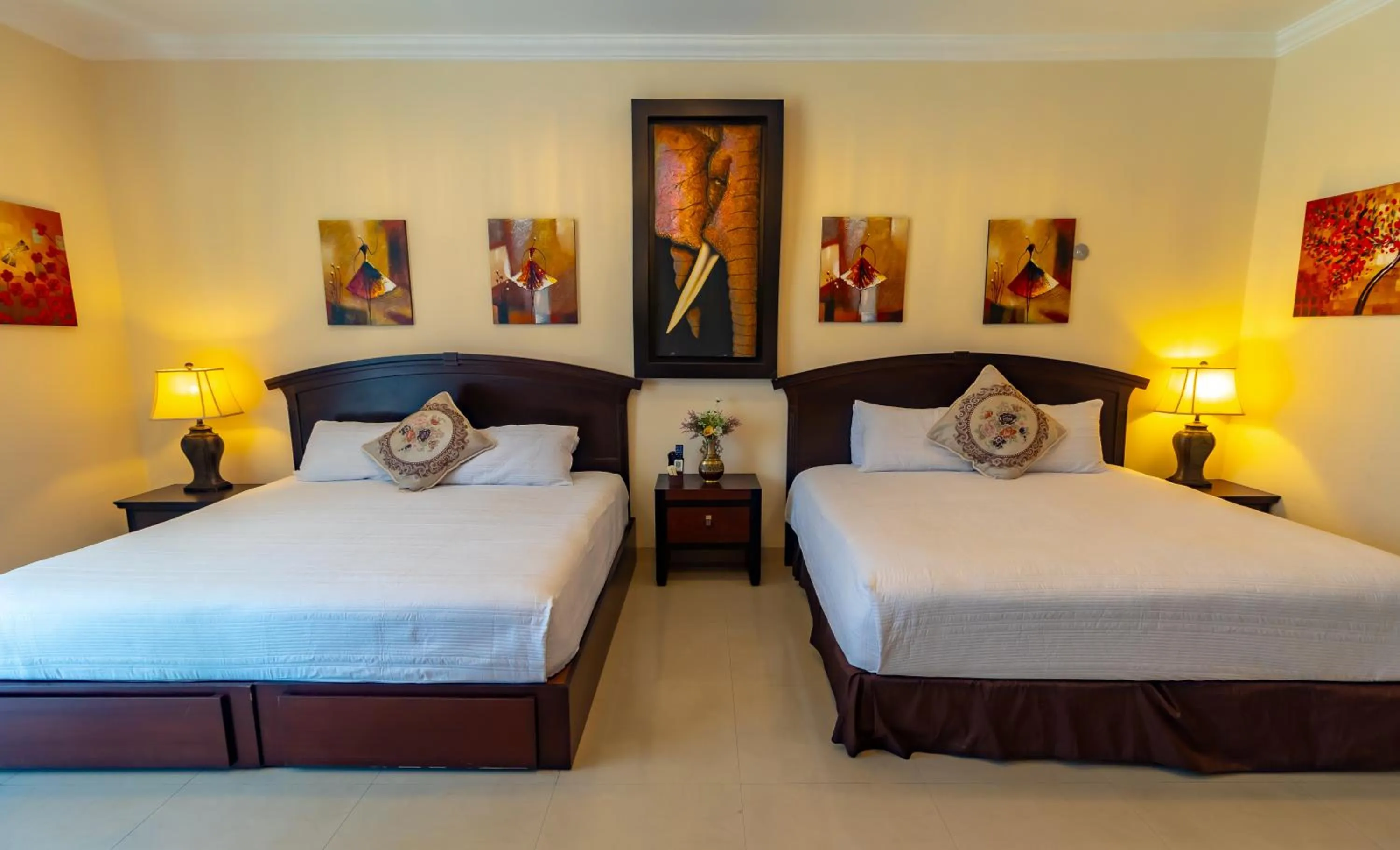 Bed in Villa Segovia Cozumel