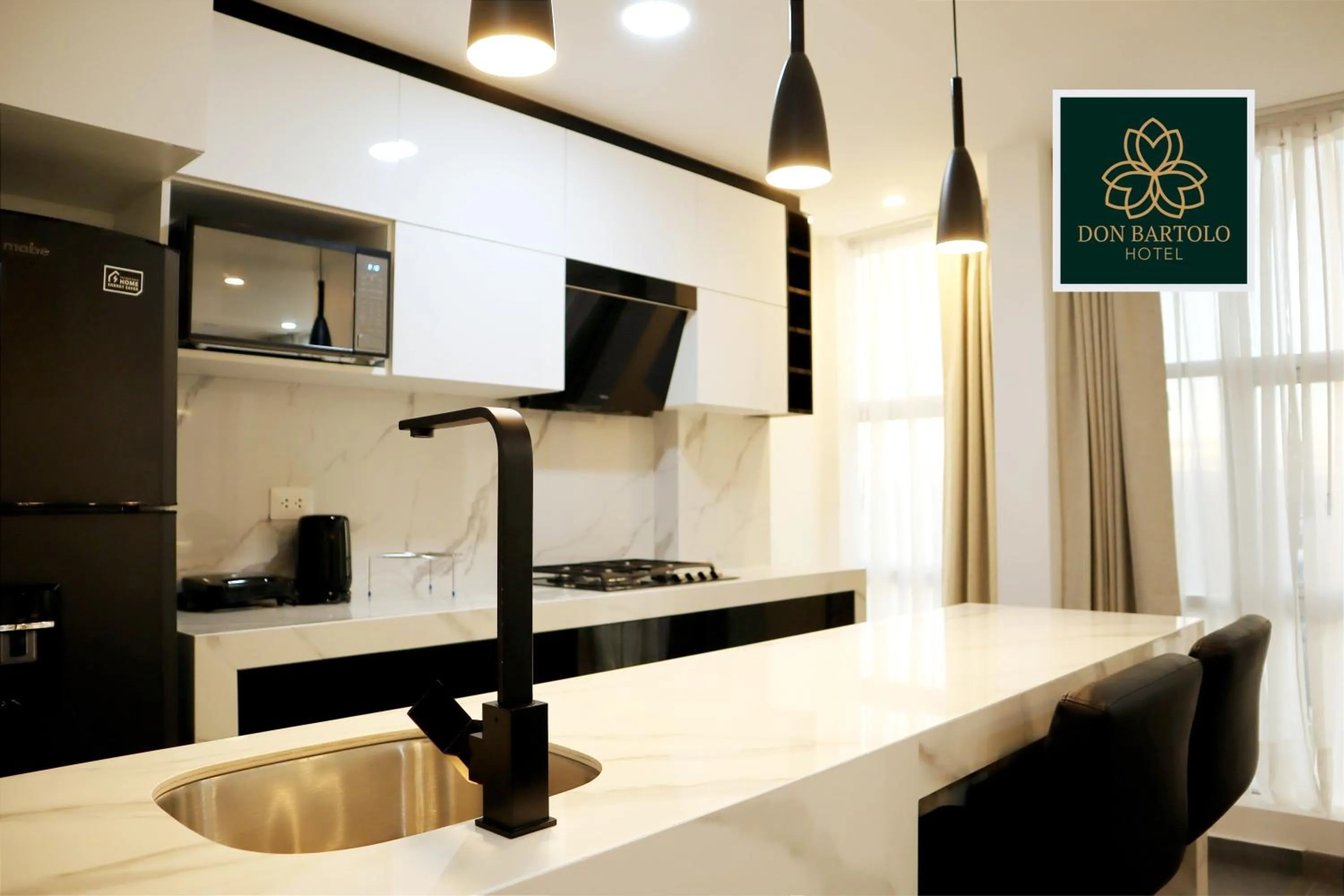 Kitchen or kitchenette in Hotel Don Bartolo