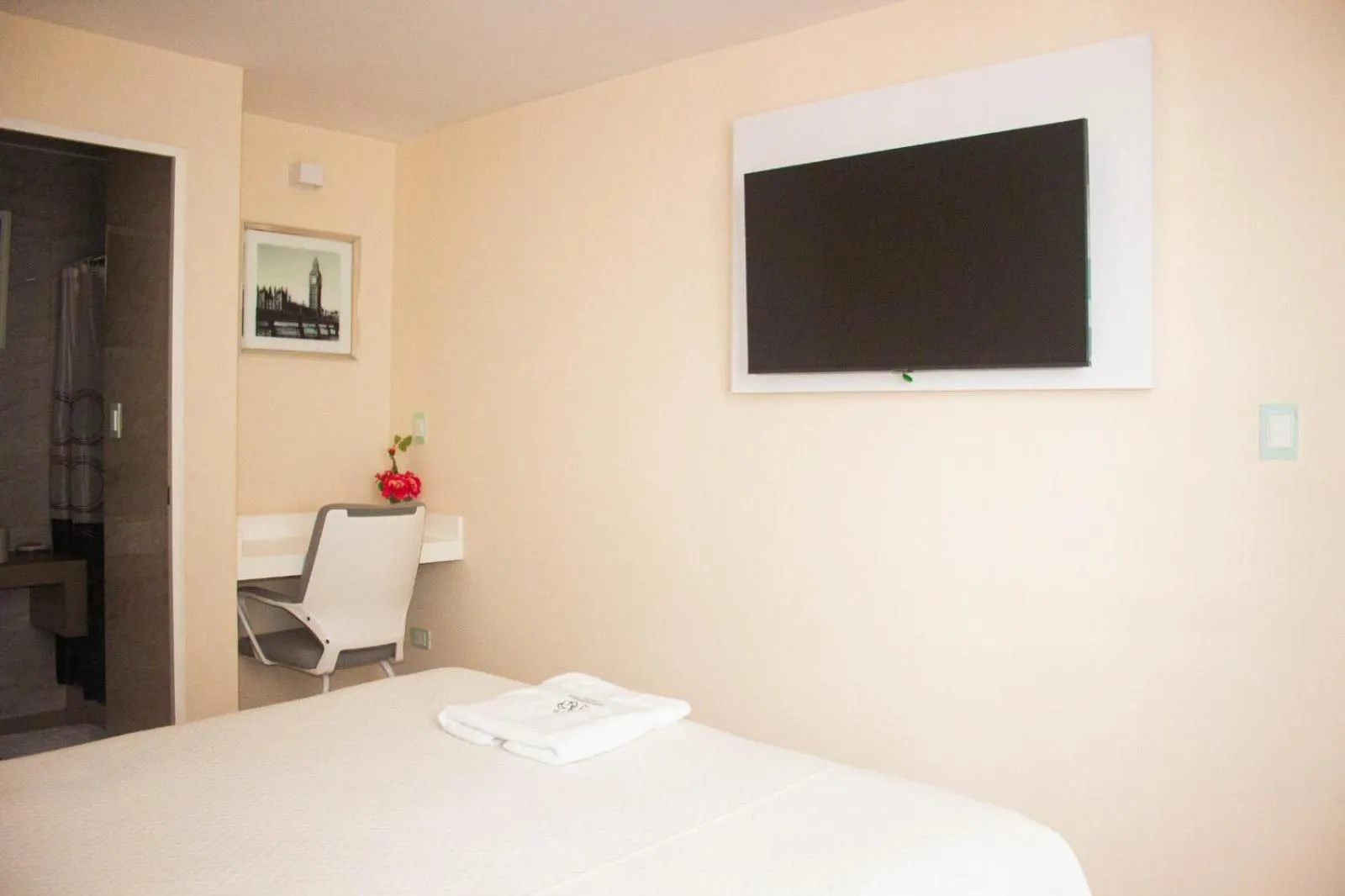 Bed in Hotel Don Bartolo