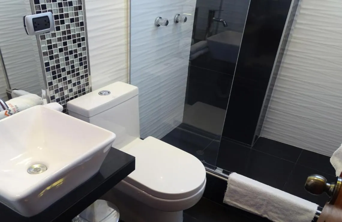 Bathroom in Hotel Don Bartolo