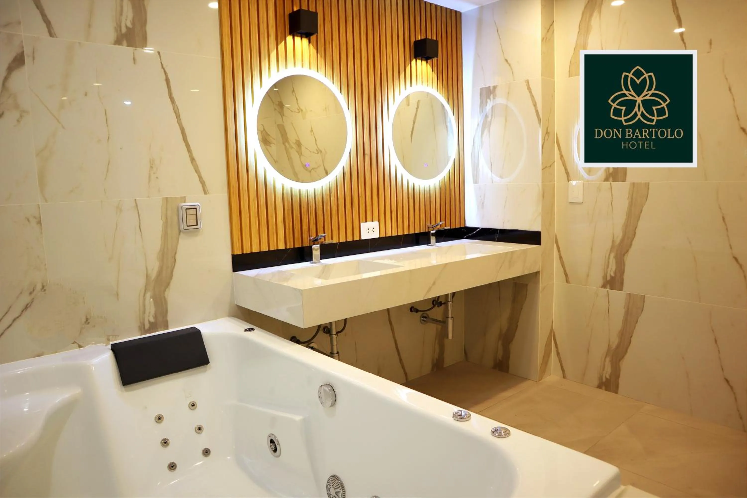 Bathroom in Hotel Don Bartolo