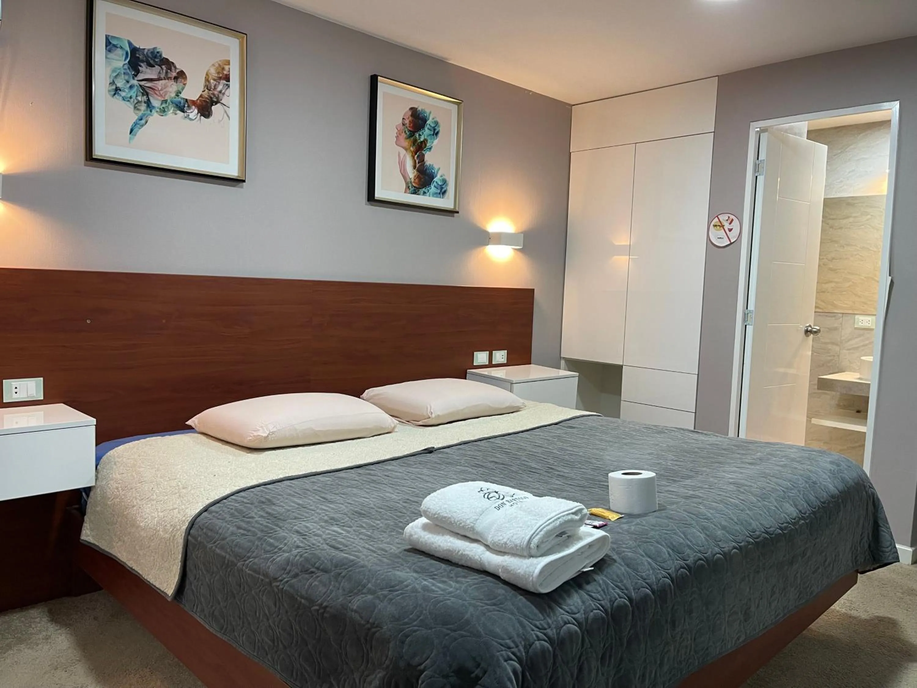 Bed in Hotel Don Bartolo