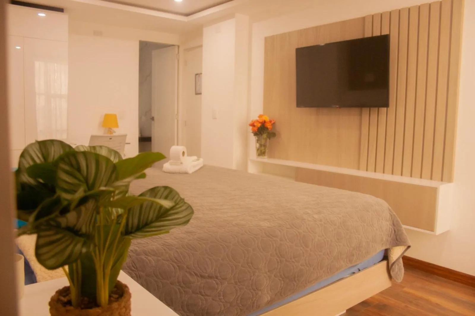 Other, Bed in Hotel Don Bartolo