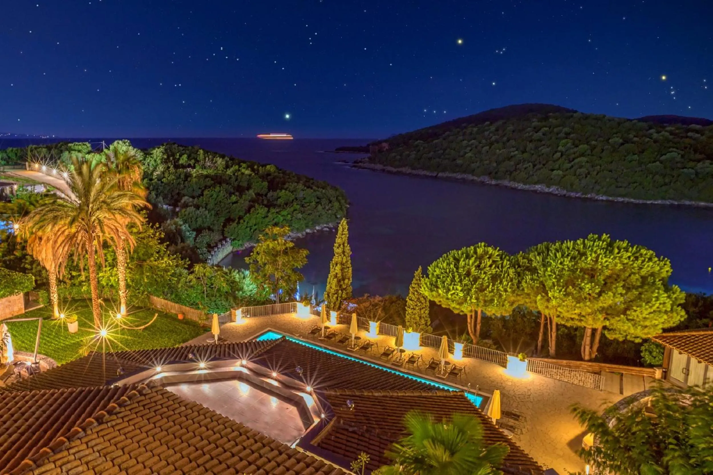 Night in Movenpick Resort Agios Nikolaos Sivota