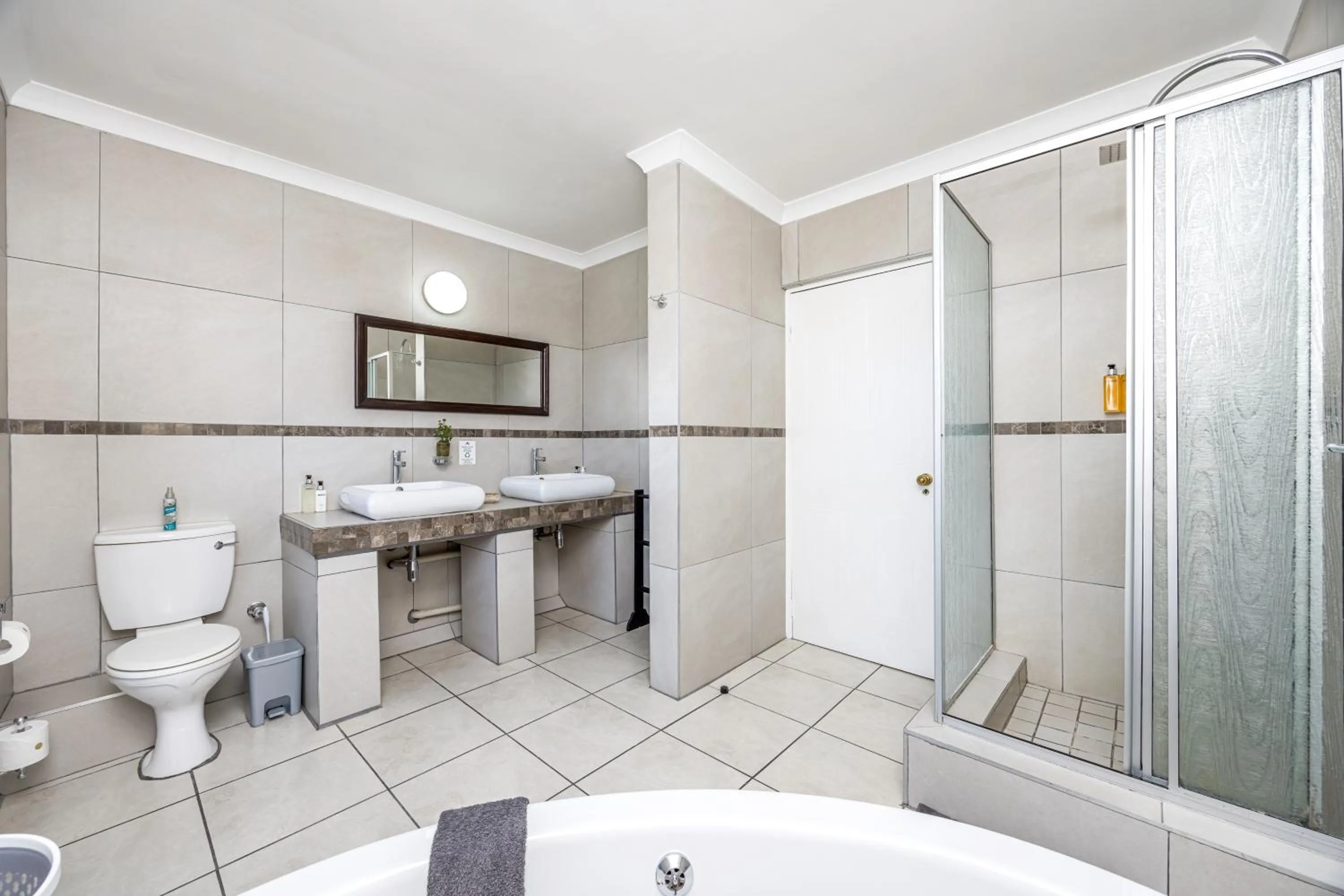 Shower in Plattekloof Premium Lodge