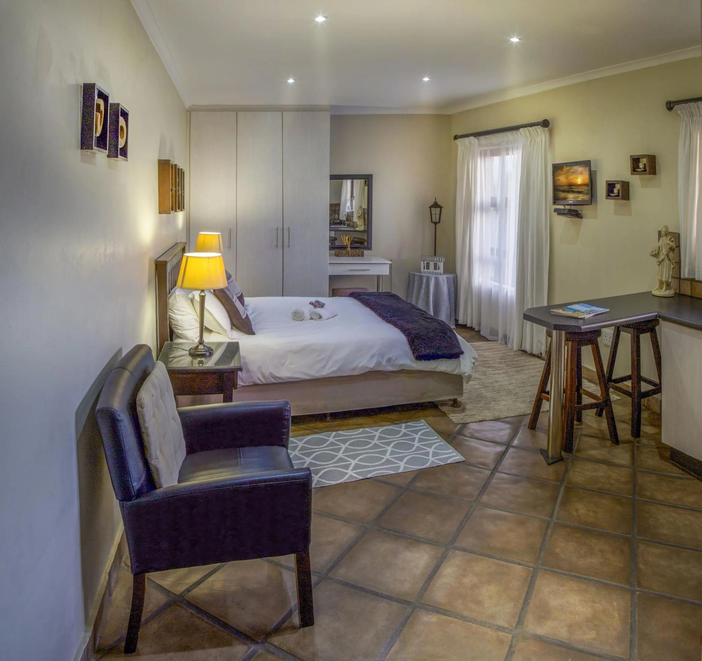 Lalapanzi Guest Lodge