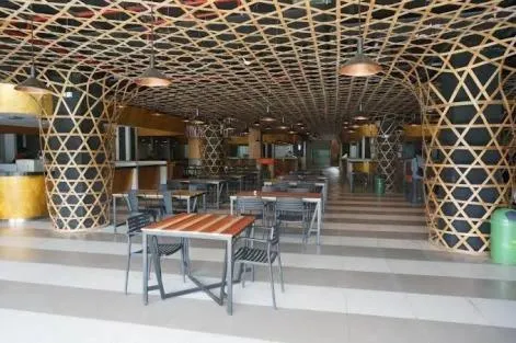 Restaurant/places to eat in Sam’s Parahyangan Residence