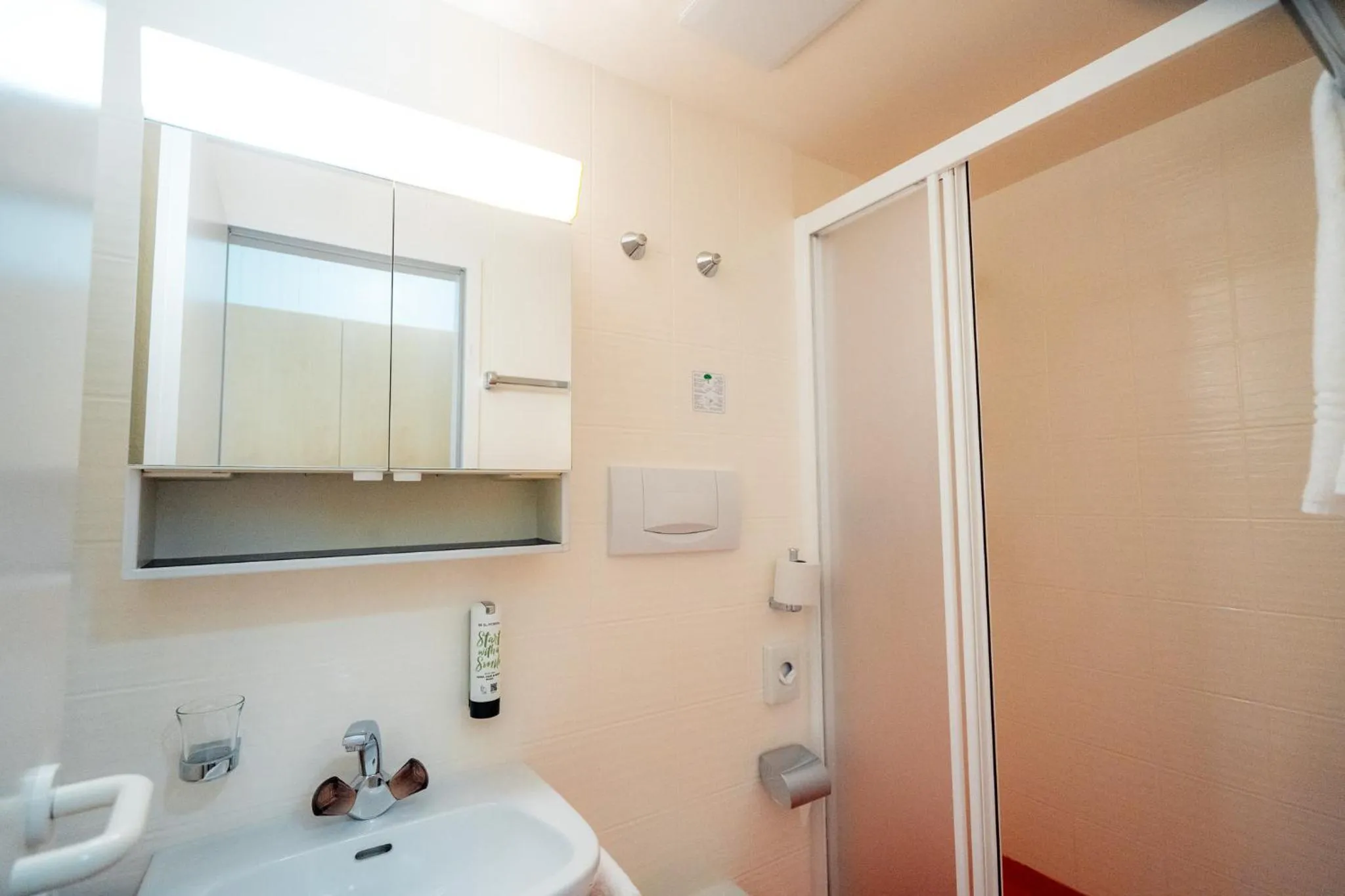 Bathroom in Hotel Haus Schönstatt contactless-Check-In