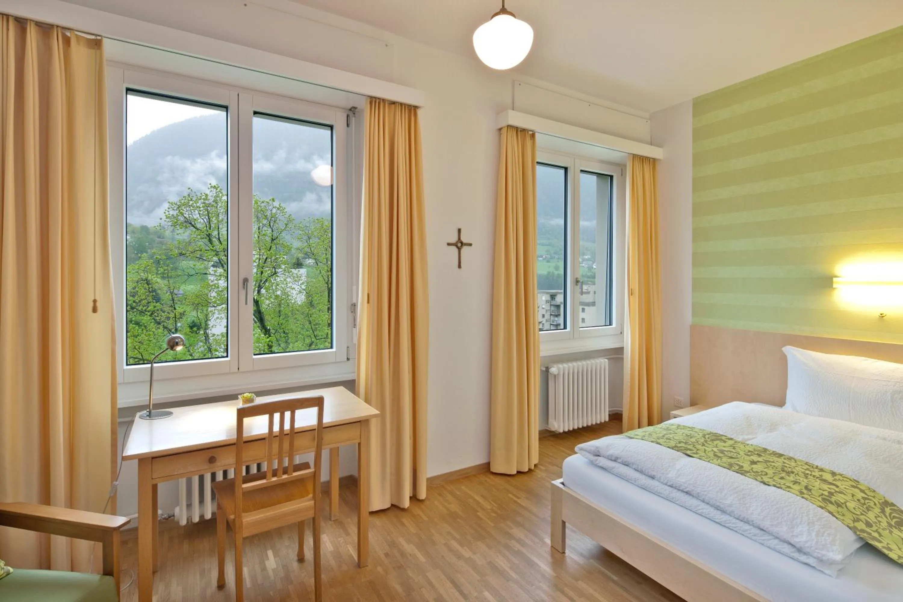 Small Double Room with Queensize Bed (140x200cm) - single occupancy in Hotel Haus Schönstatt contactless-Check-In